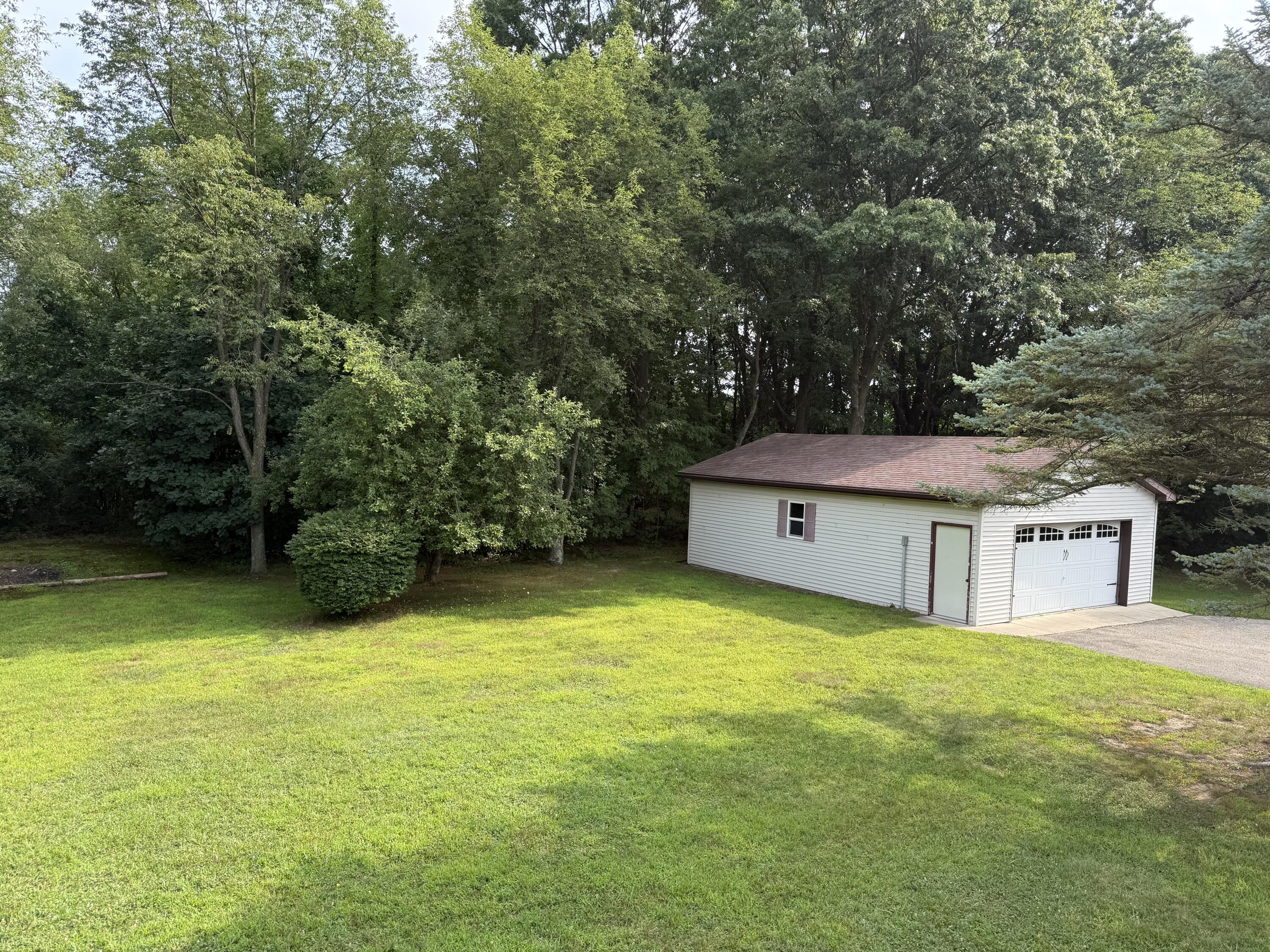 16711 Cd Avenue E Property Photo 30