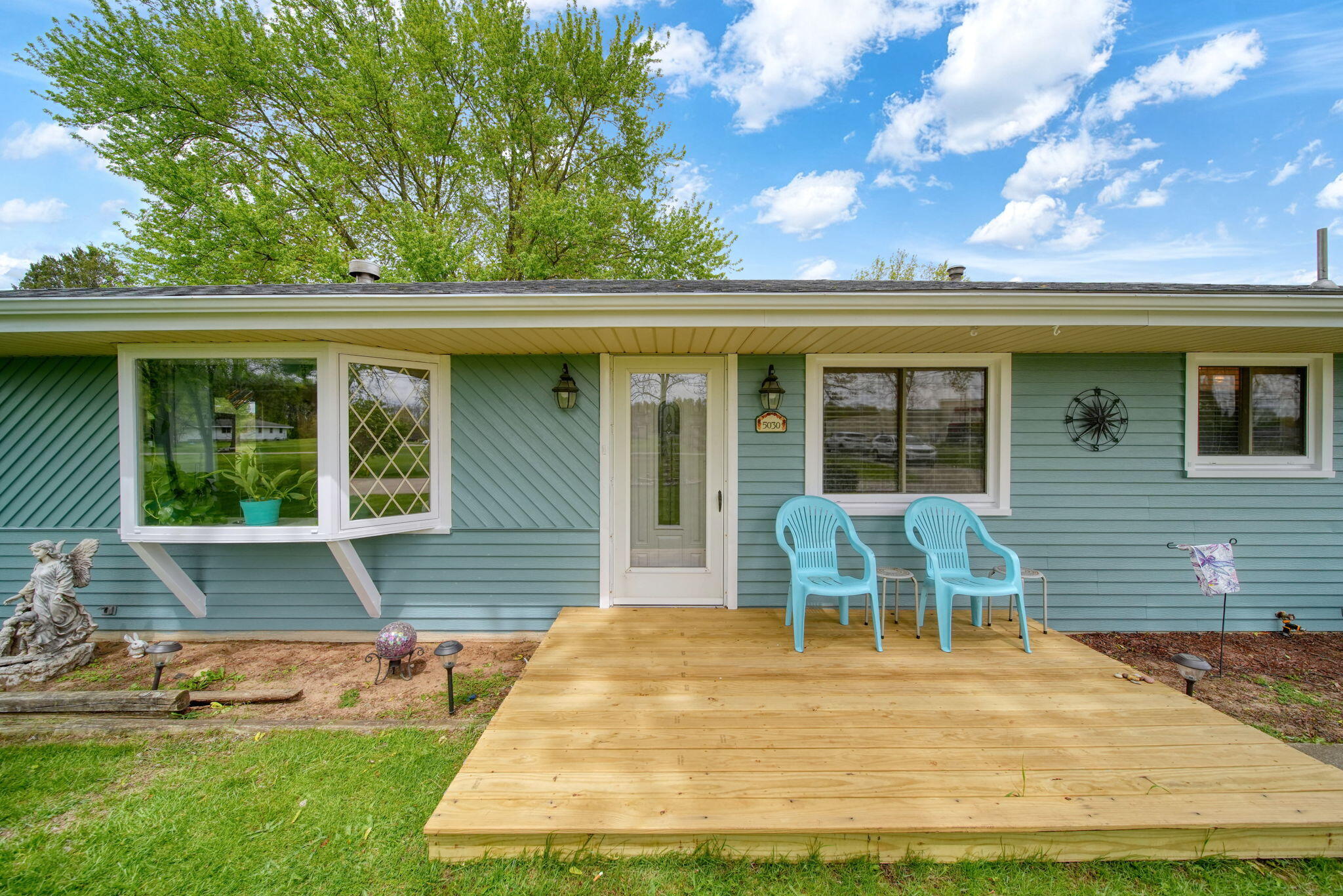 5030 E Berry Road Property Photo 5