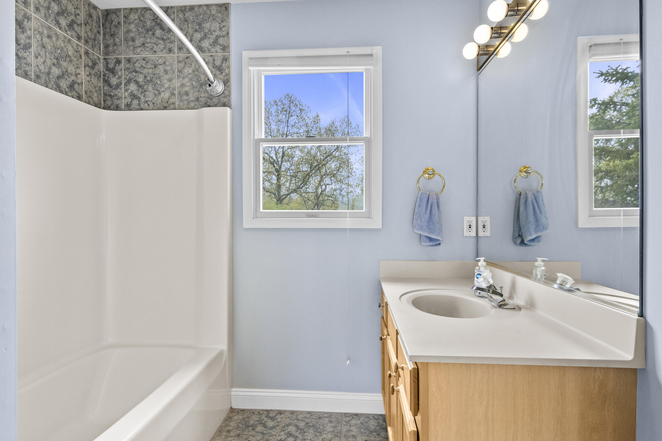 86 Spinnaker Drive Property Photo 28