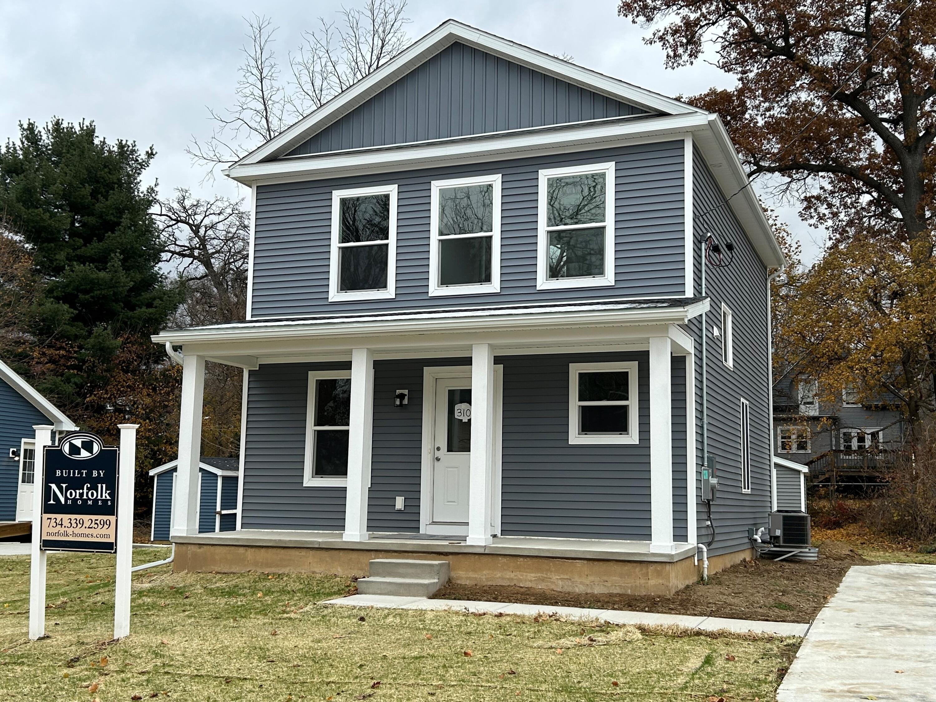709 Lansing Avenue Property Photo 1