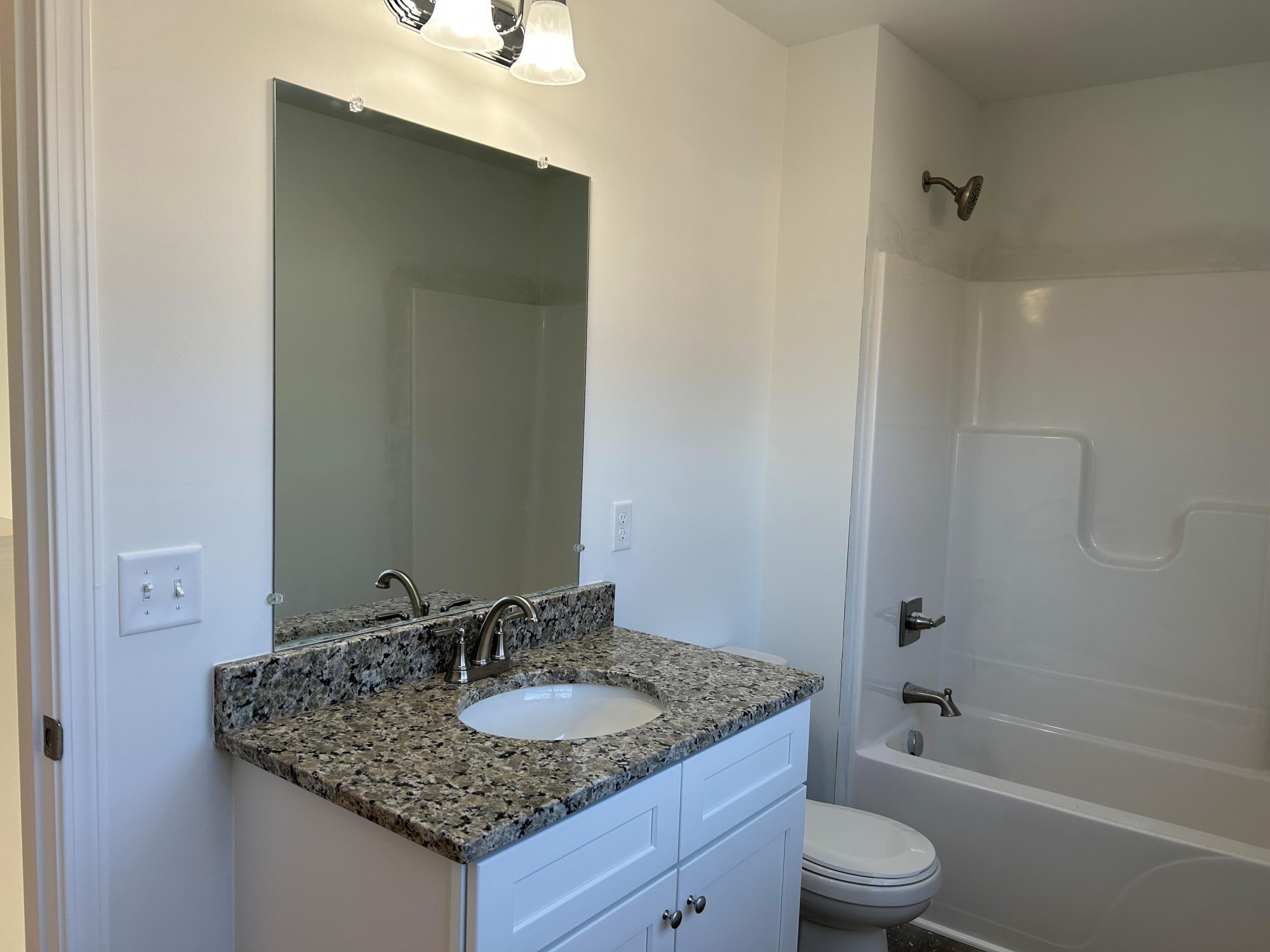 709 Lansing Avenue Property Photo 13