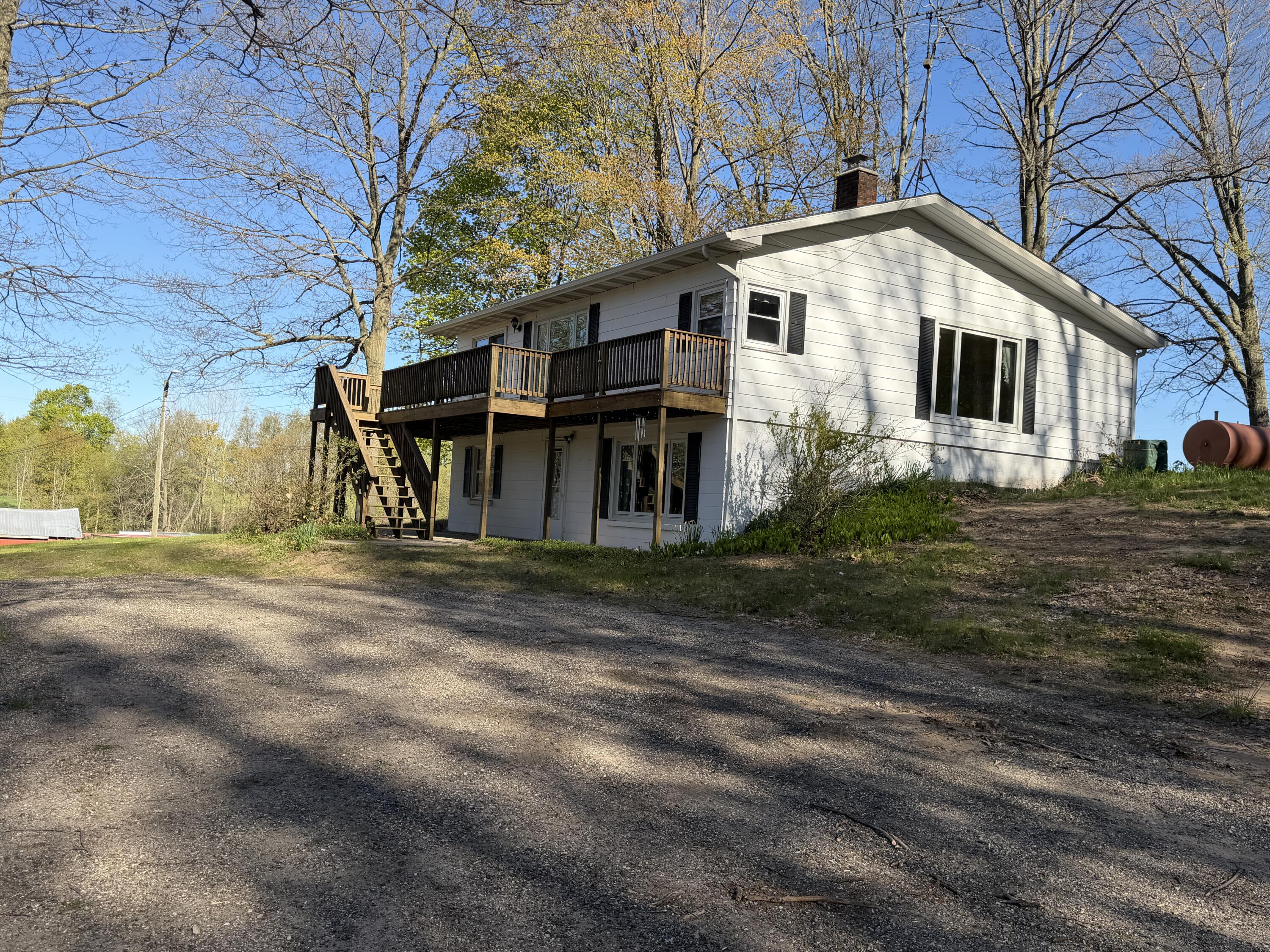 2290 E Warren Road Property Photo 2