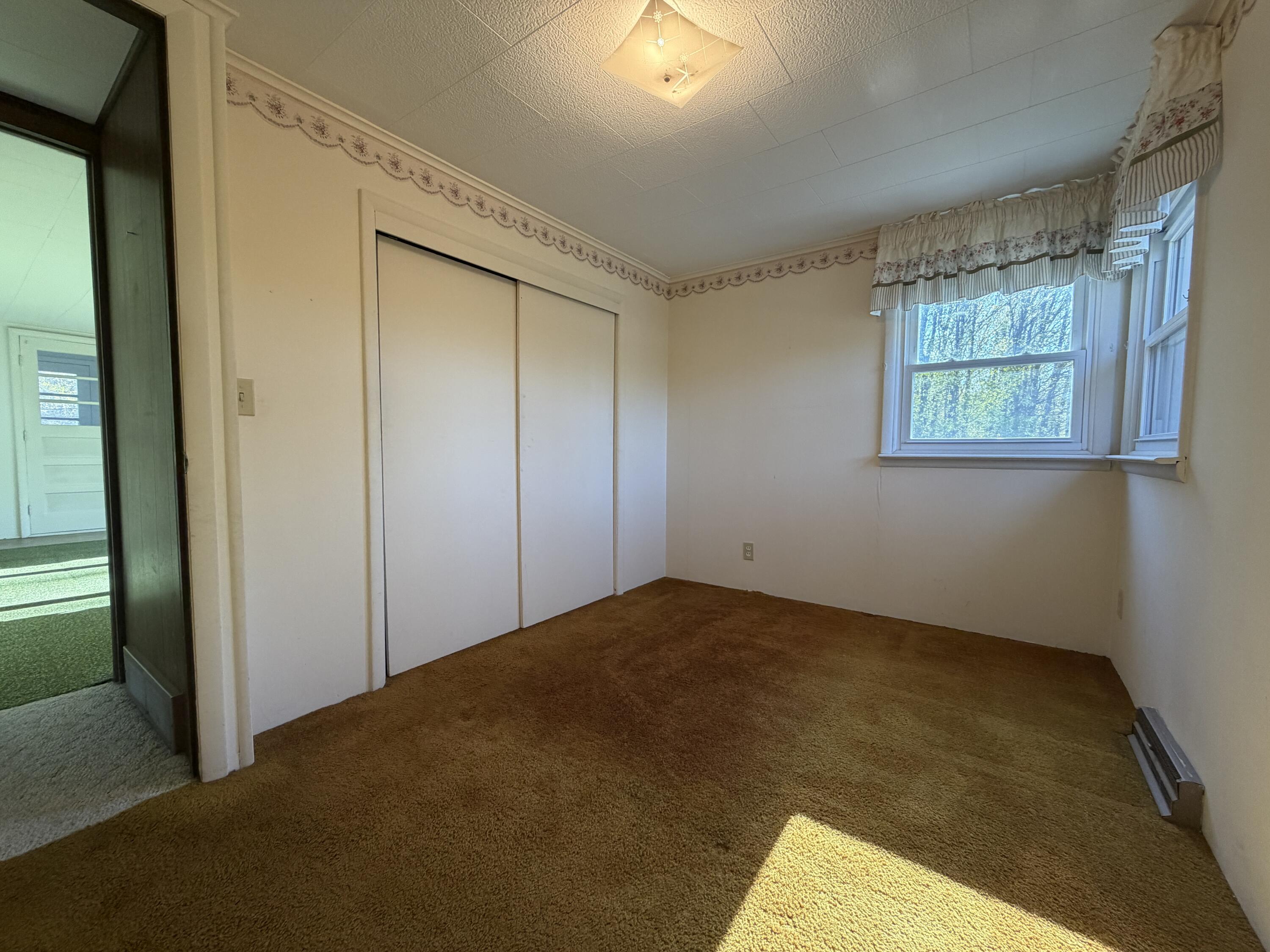 2290 E Warren Road Property Photo 10