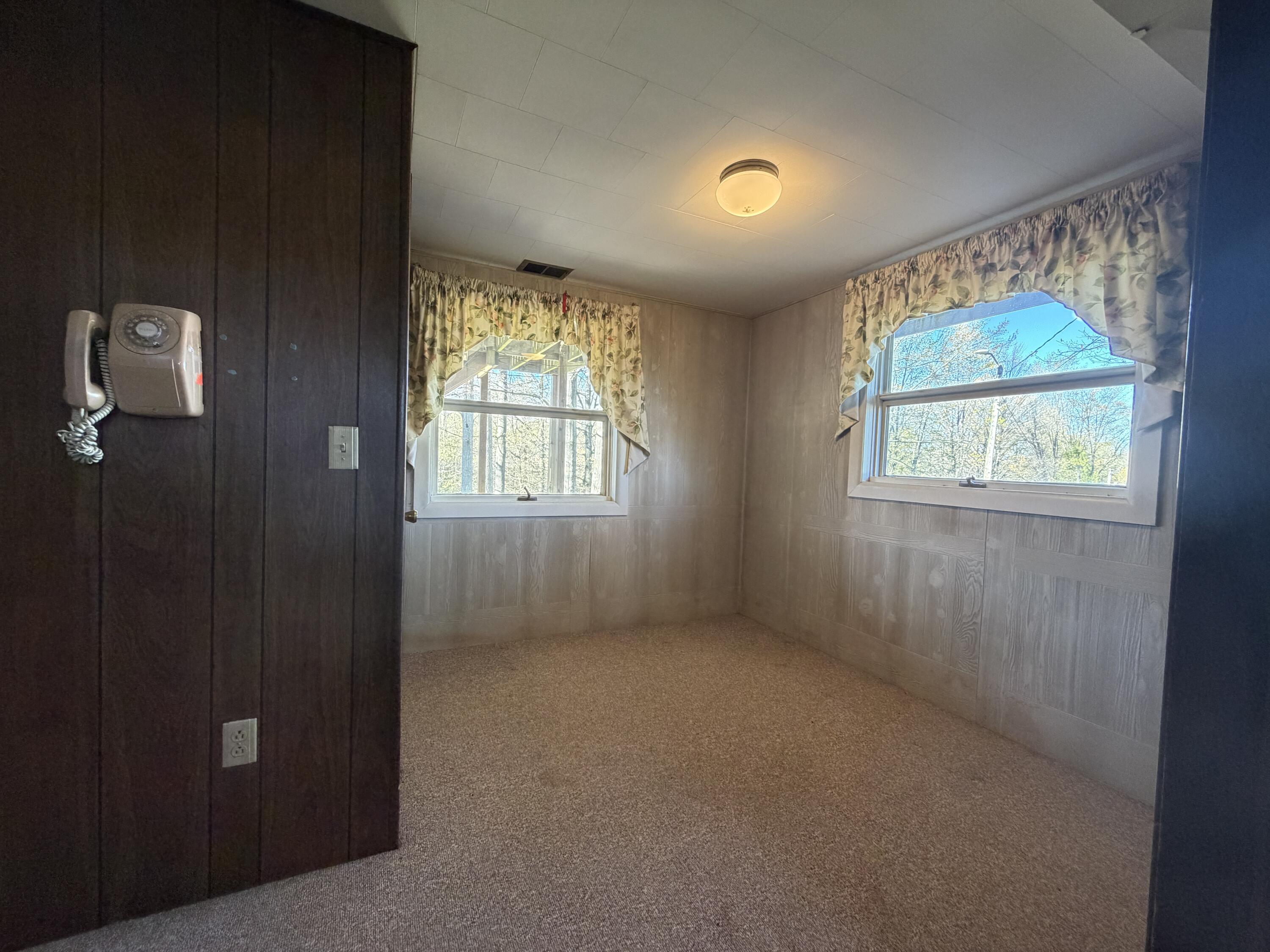 2290 E Warren Road Property Photo 17