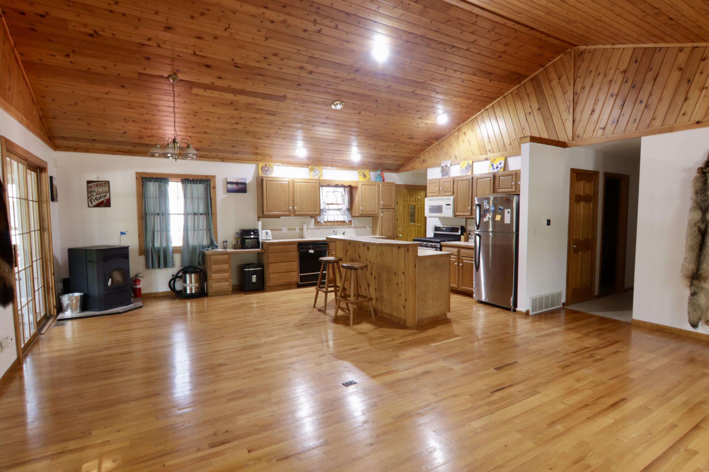 7312 W Echo Lake Drive Property Photo 6