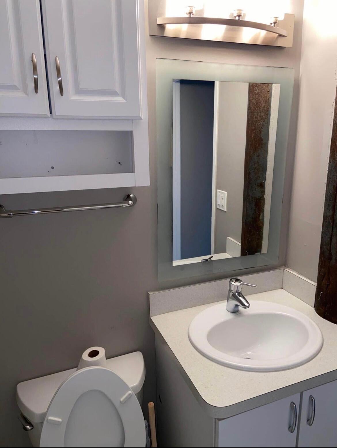 6533 E Jefferson Avenue Ll06 Property Photo 4