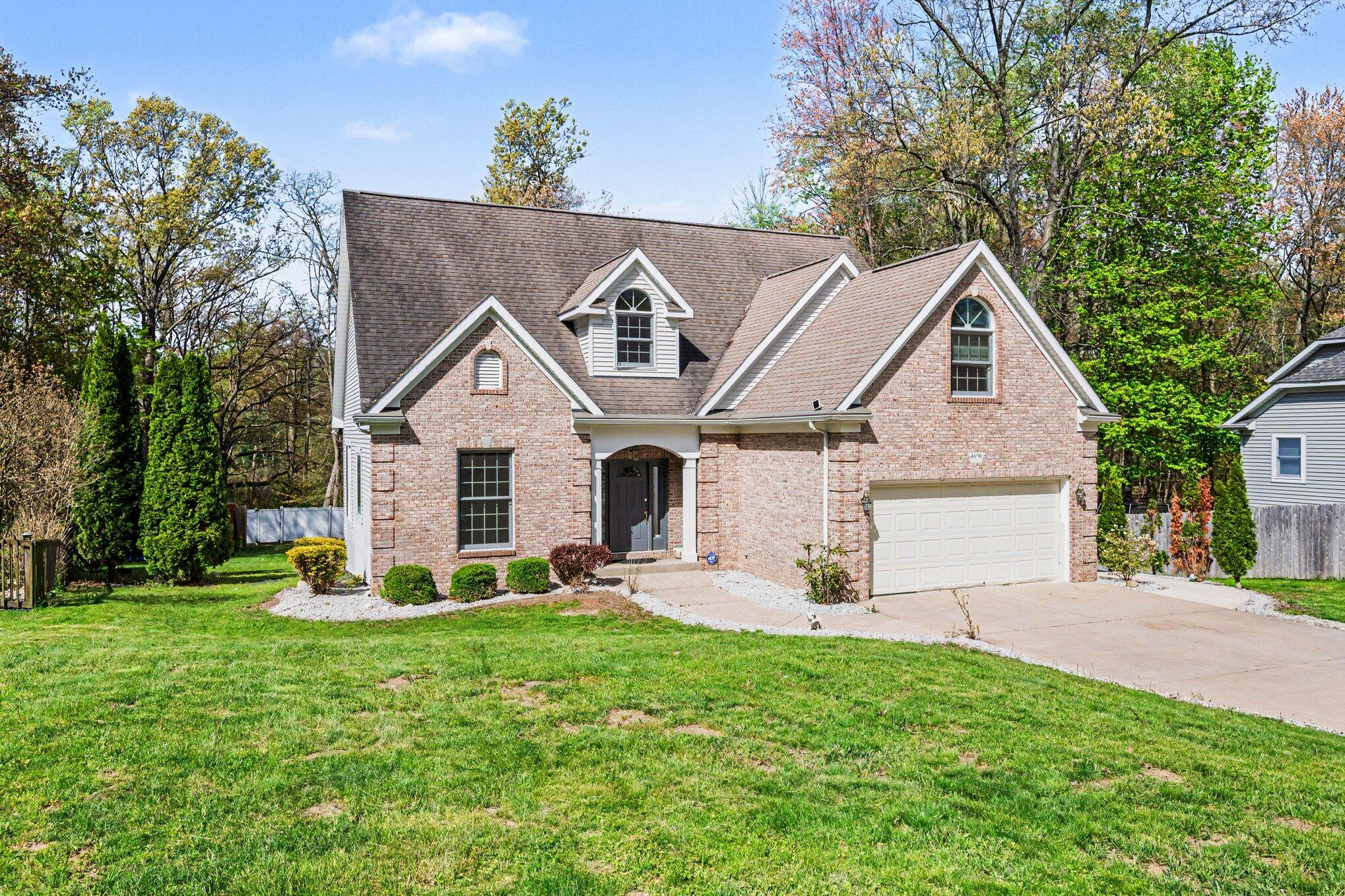 4696 Forest Creek Drive Property Photo 1