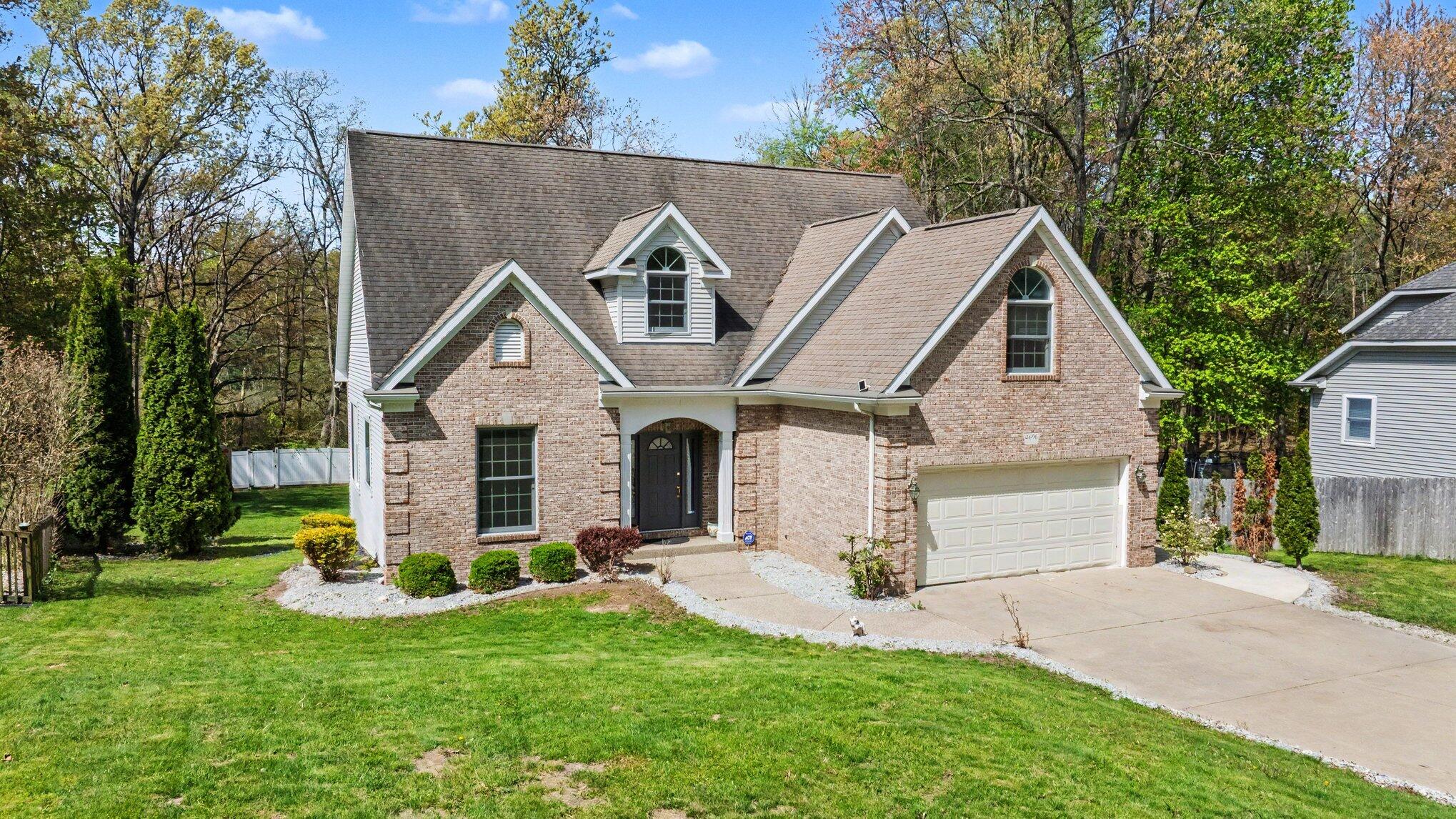 4696 Forest Creek Drive Property Photo 21