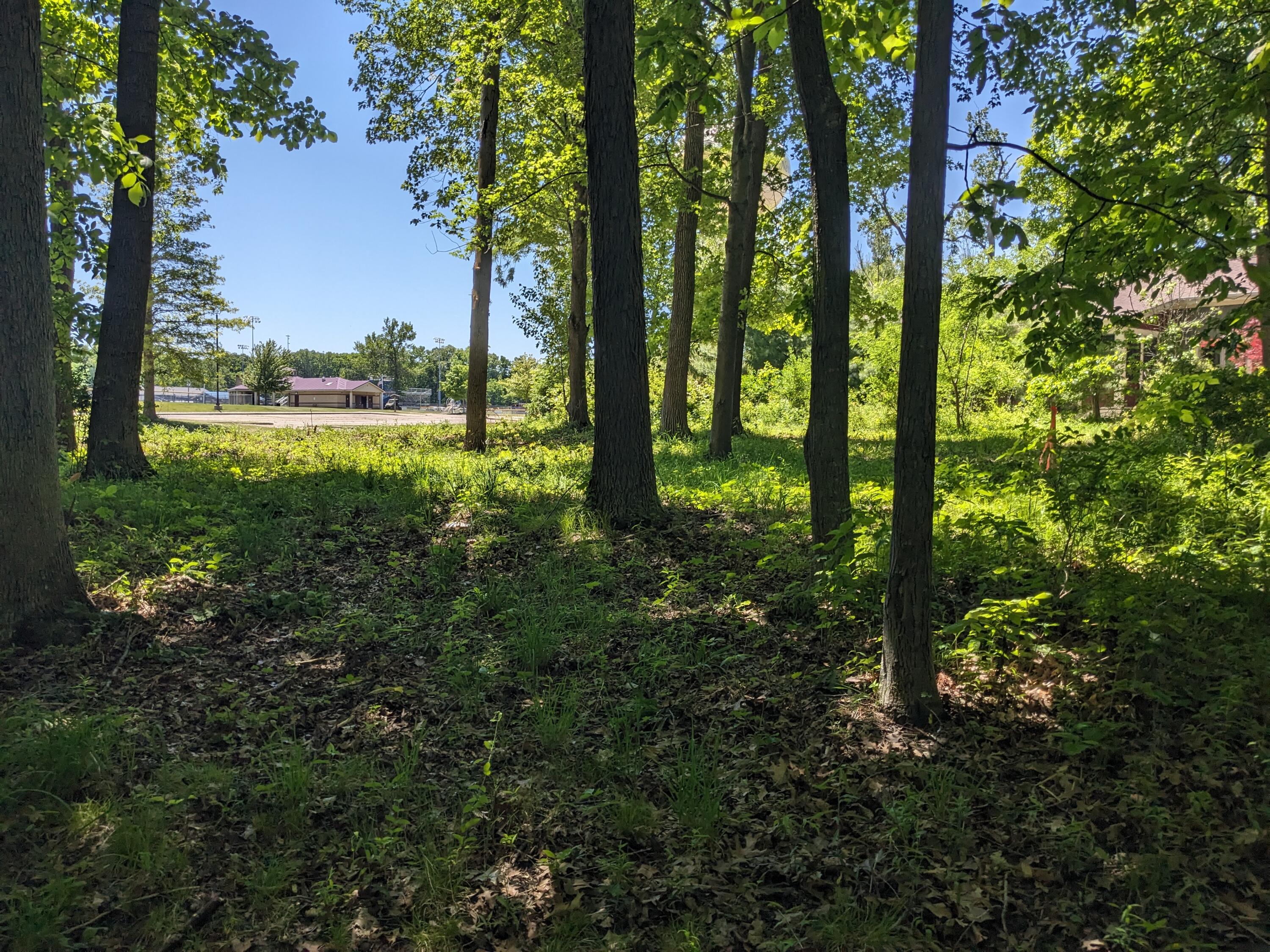 816 & 820 E Indiana Circle Property Photo 13
