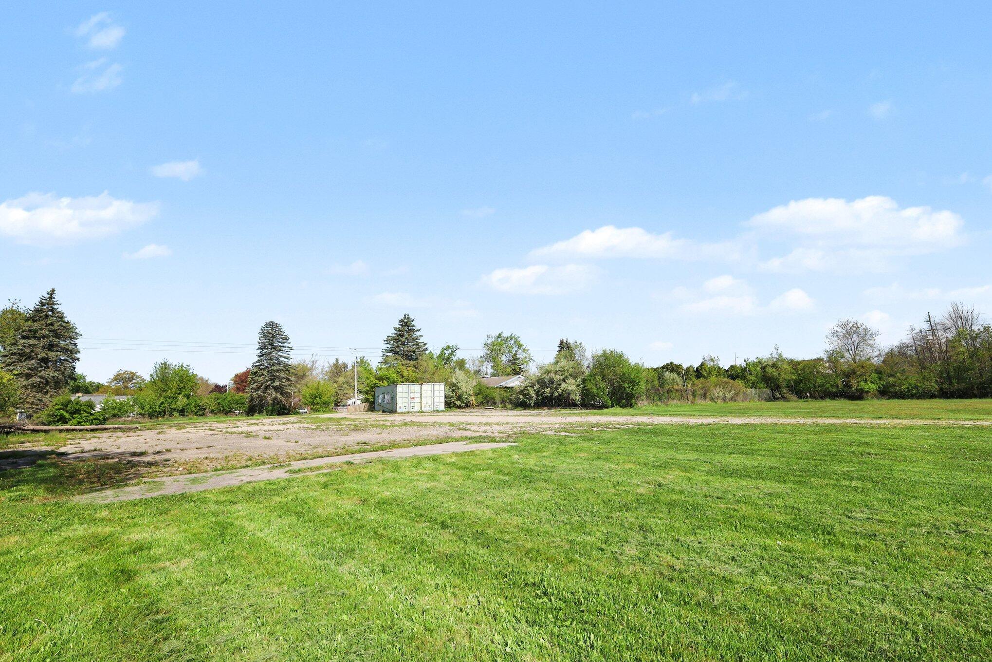 1900 Gerda Street Se Property Photo 4