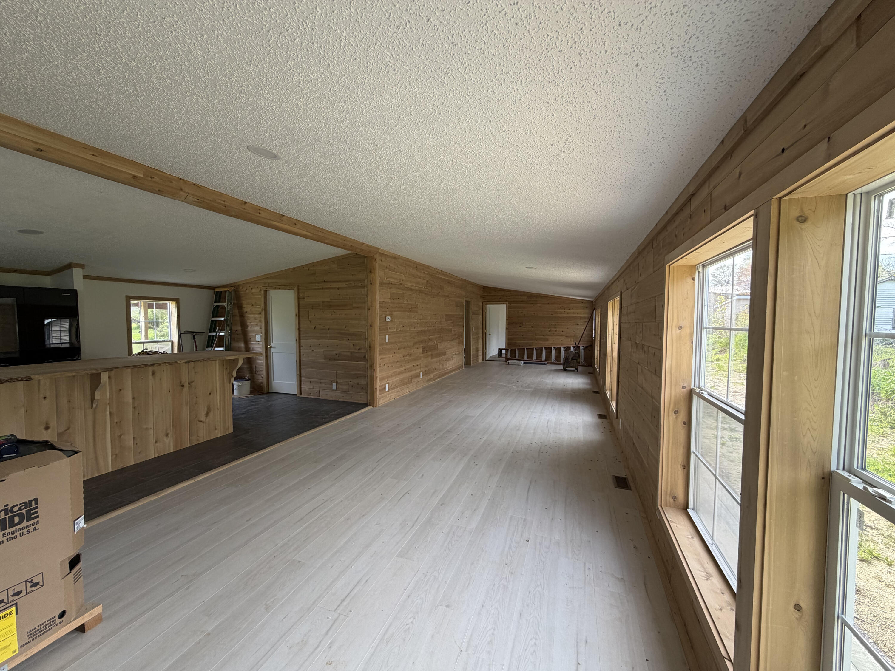 1040 Main Drive Property Photo 7