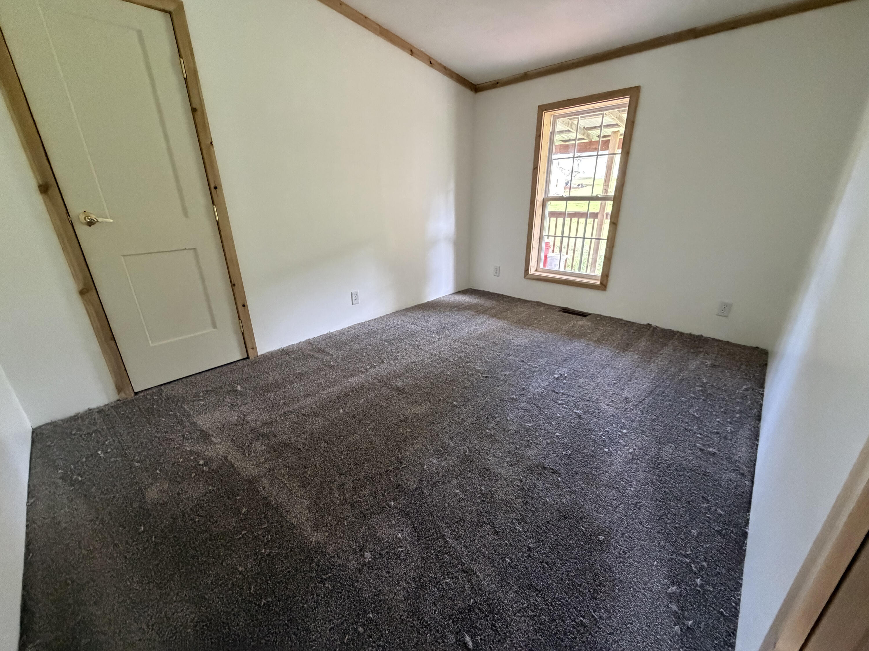 1040 Main Drive Property Photo 14