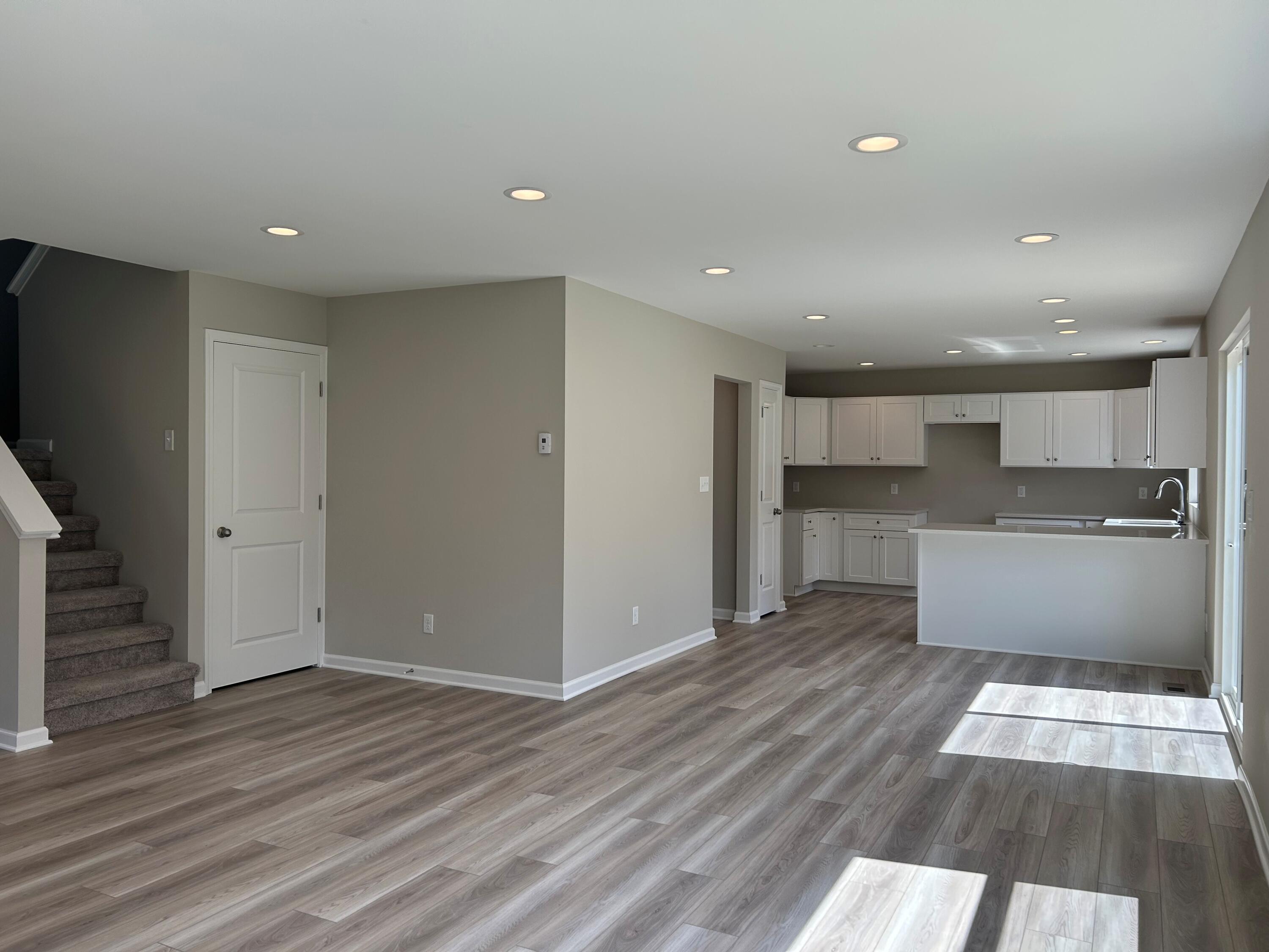 111 E Princess Drive Property Photo 10