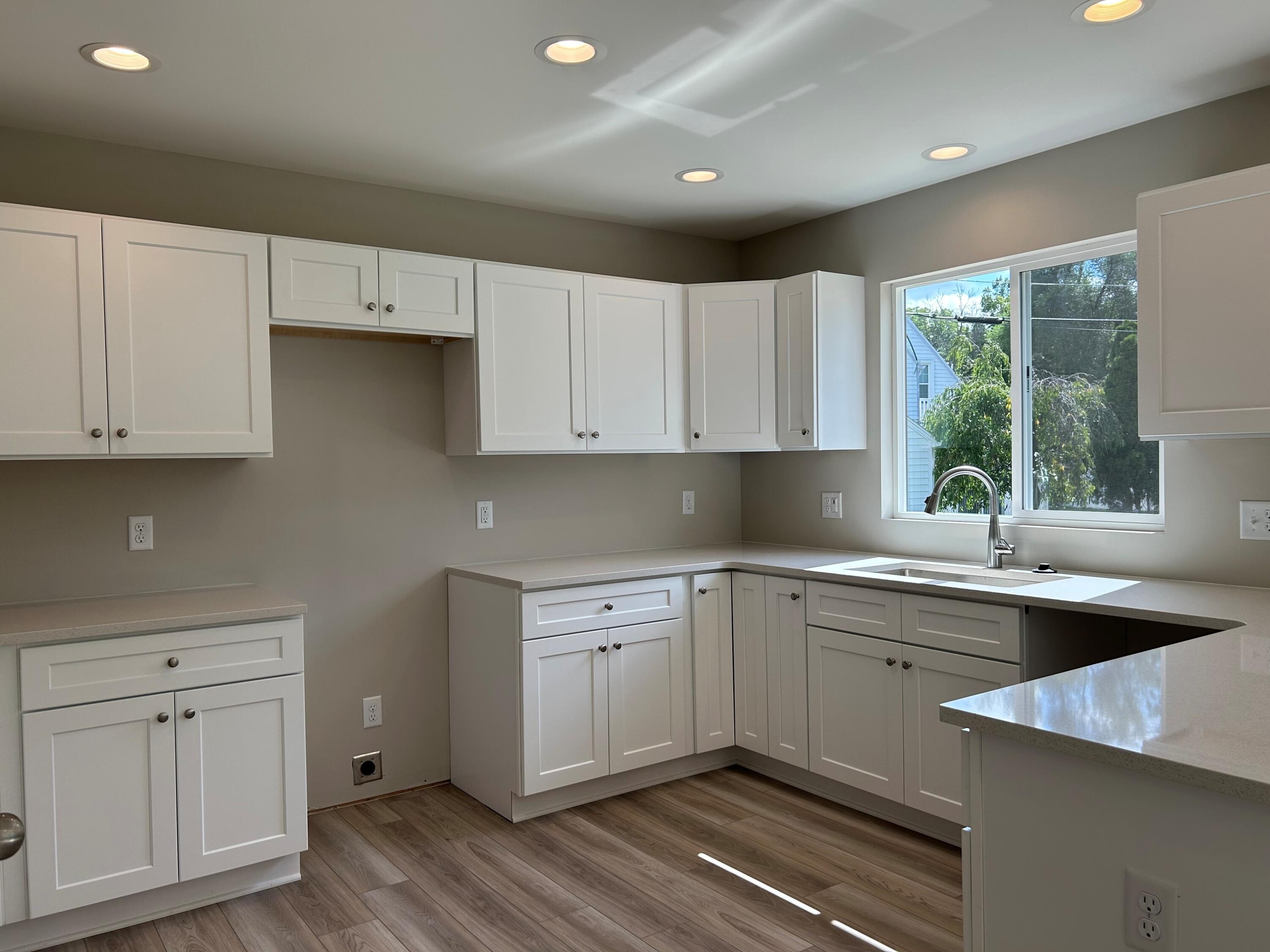 111 E Princess Drive Property Photo 11