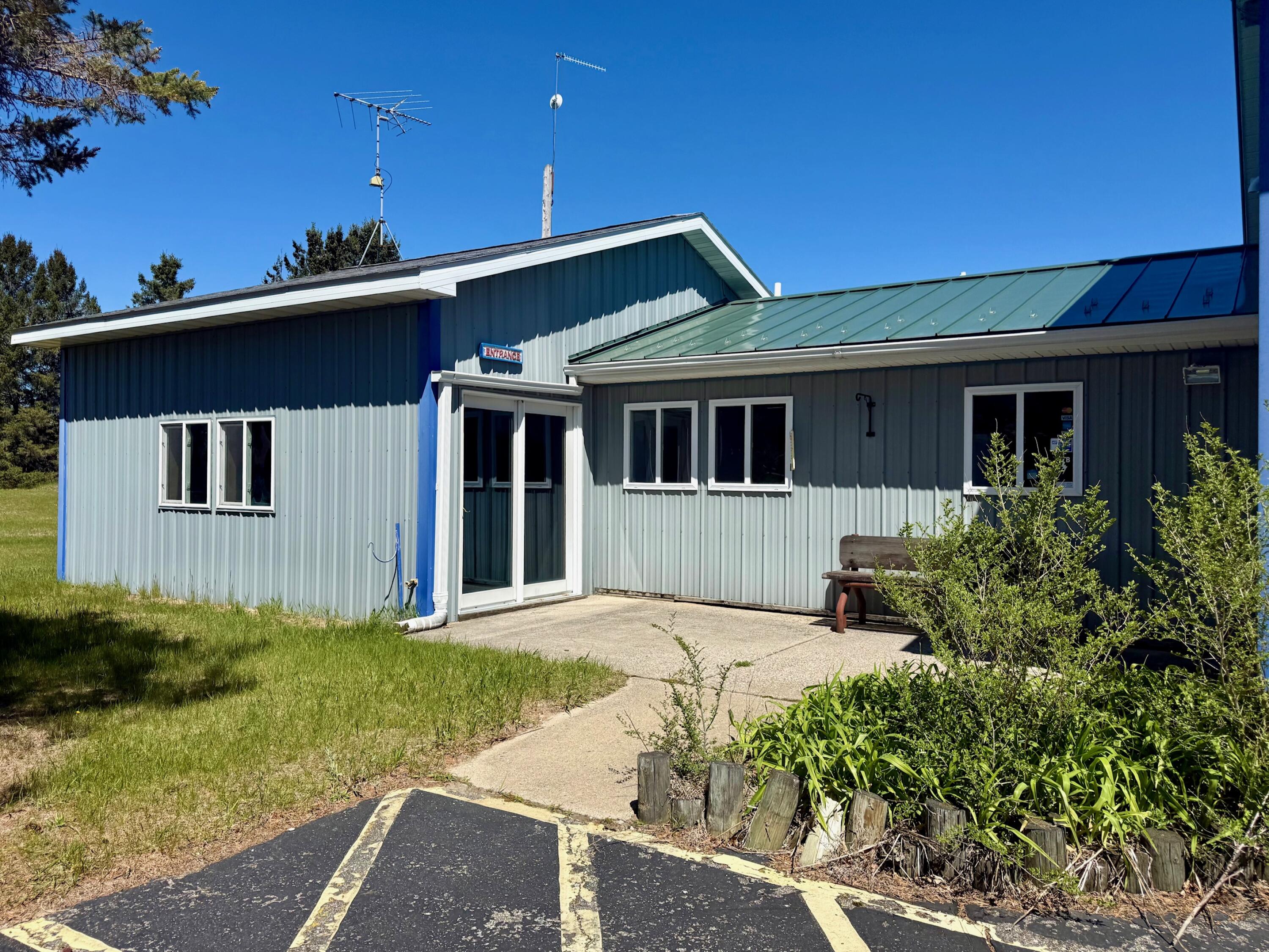 5555 E 13 Mile Road Property Photo 2