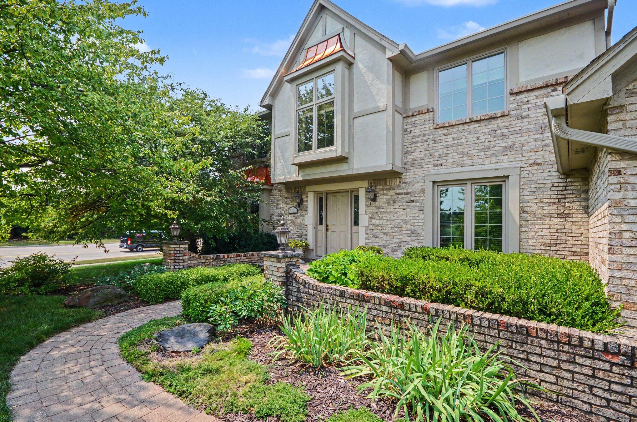 17107 Maple Hill Drive Property Photo 1