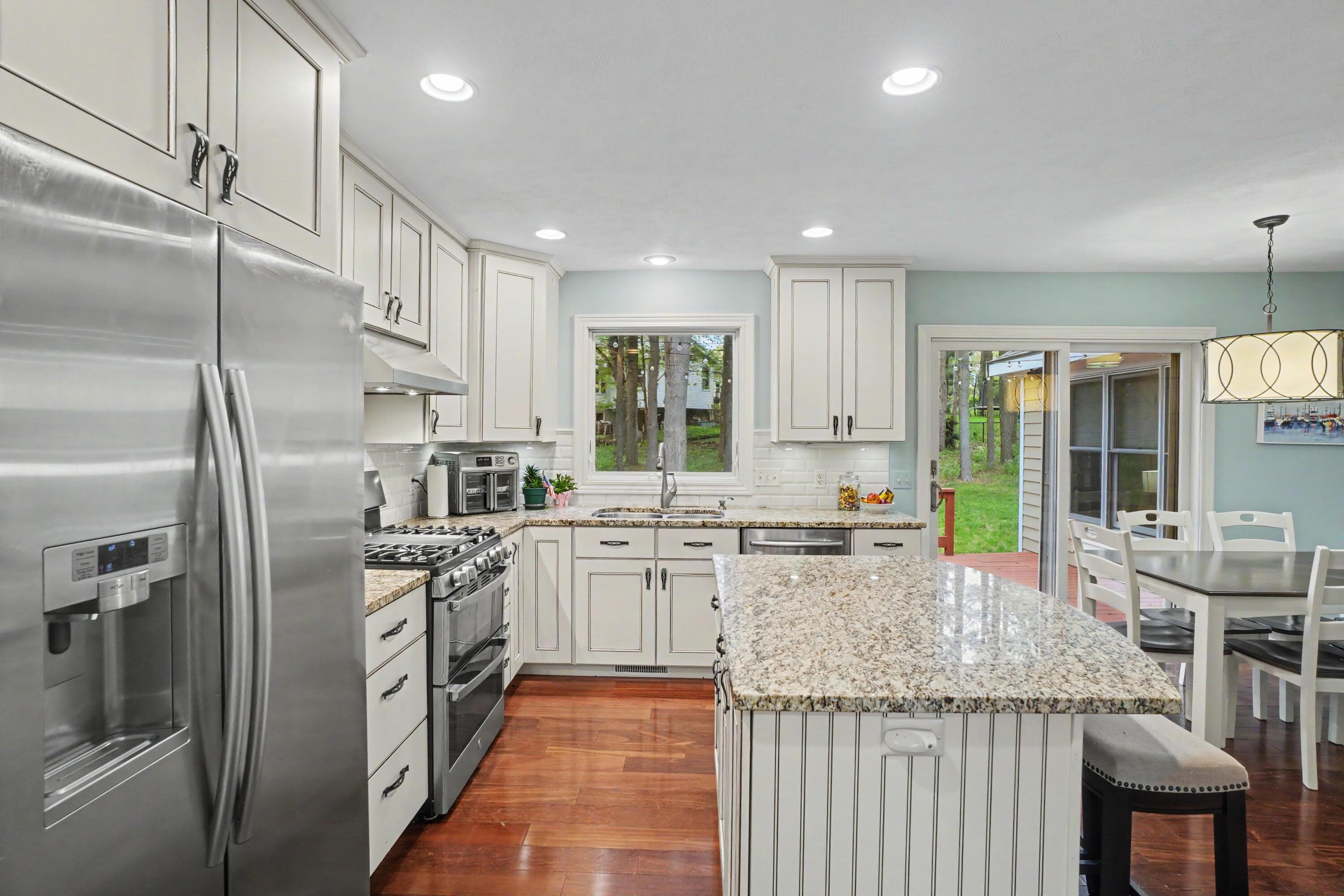 205 Woodlark Court Property Photo 10