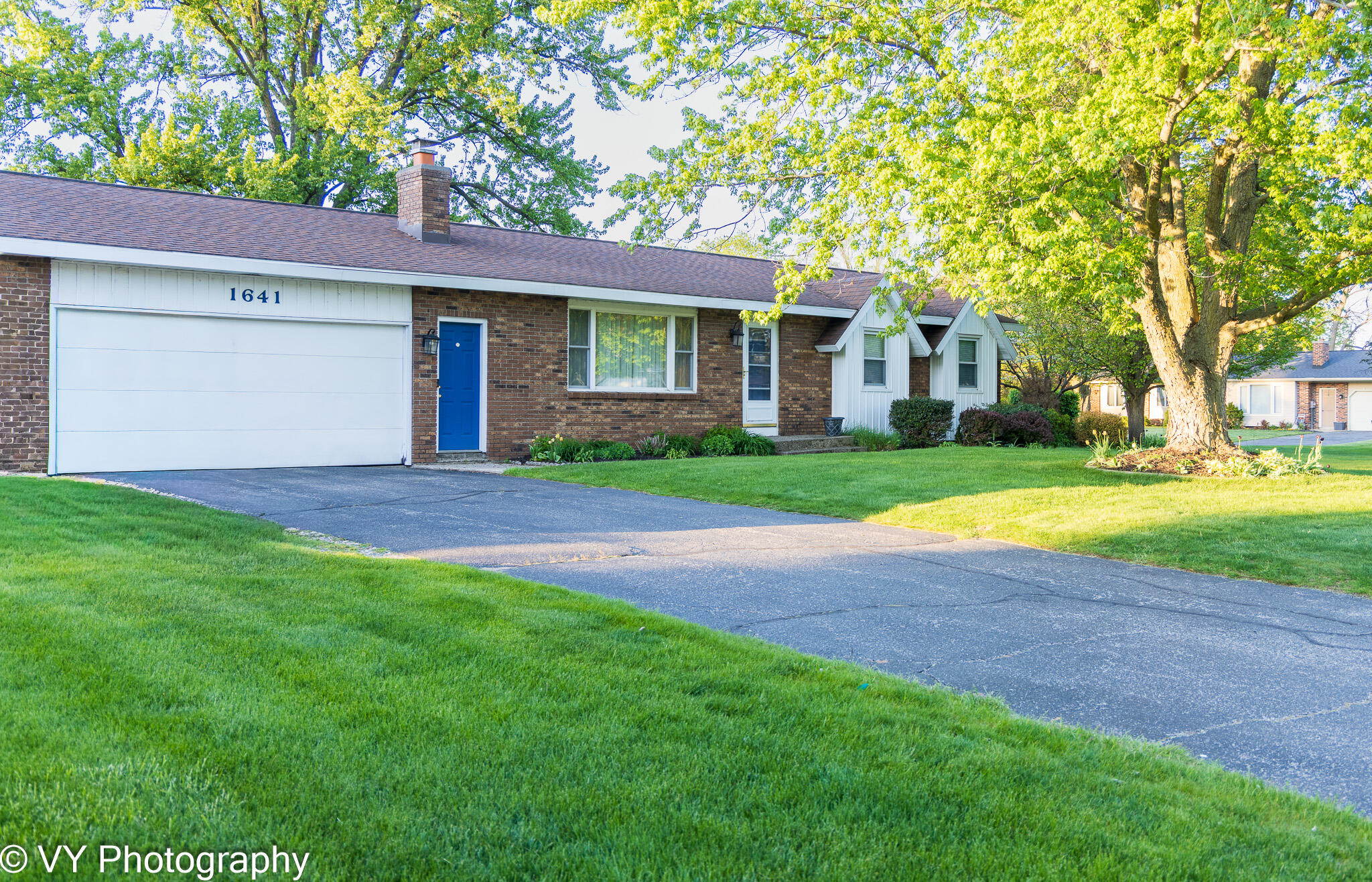 1641 Willowbrook Drive Property Photo 1