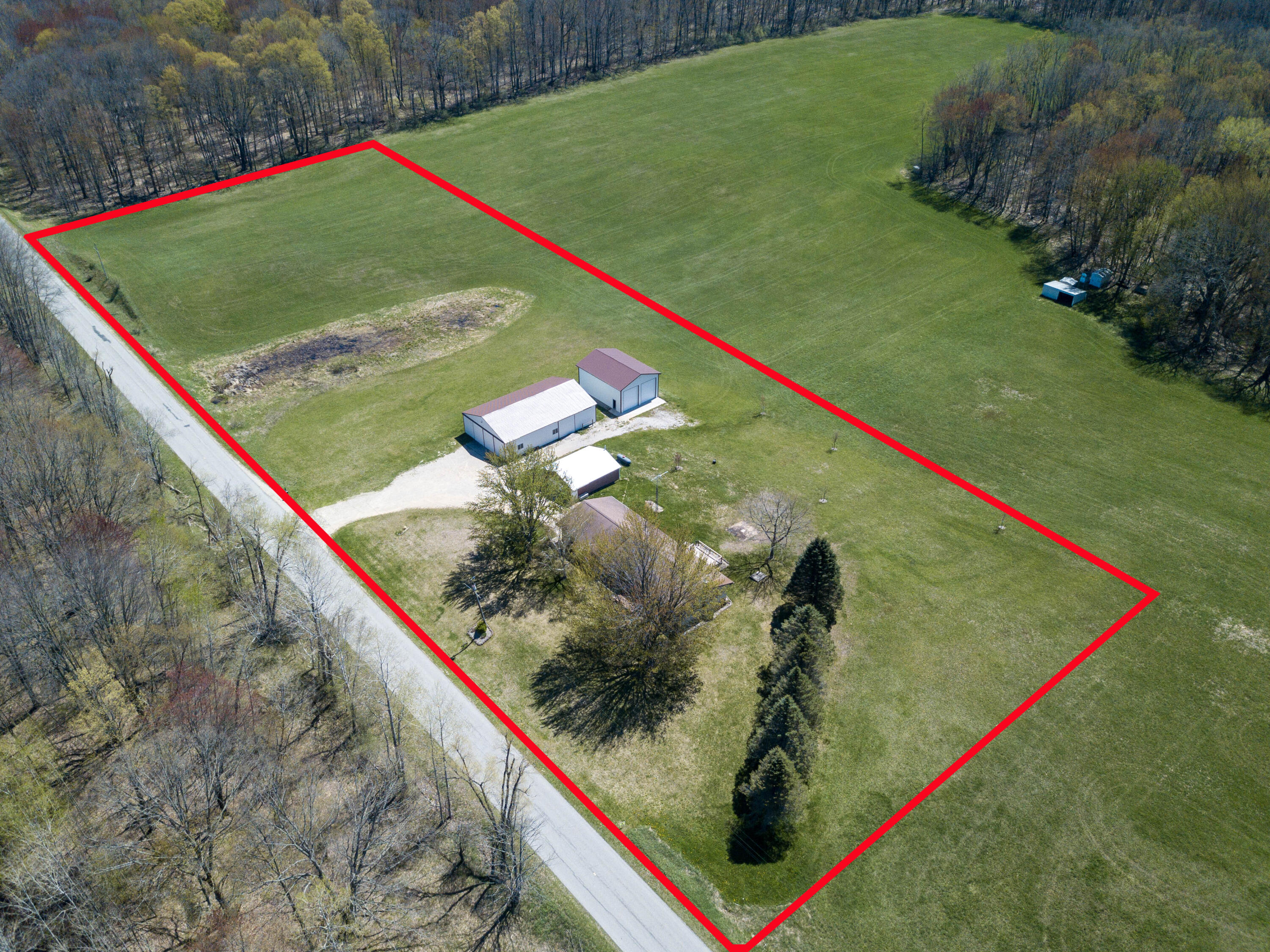 7480 E 5 Mile Road Property Photo 2