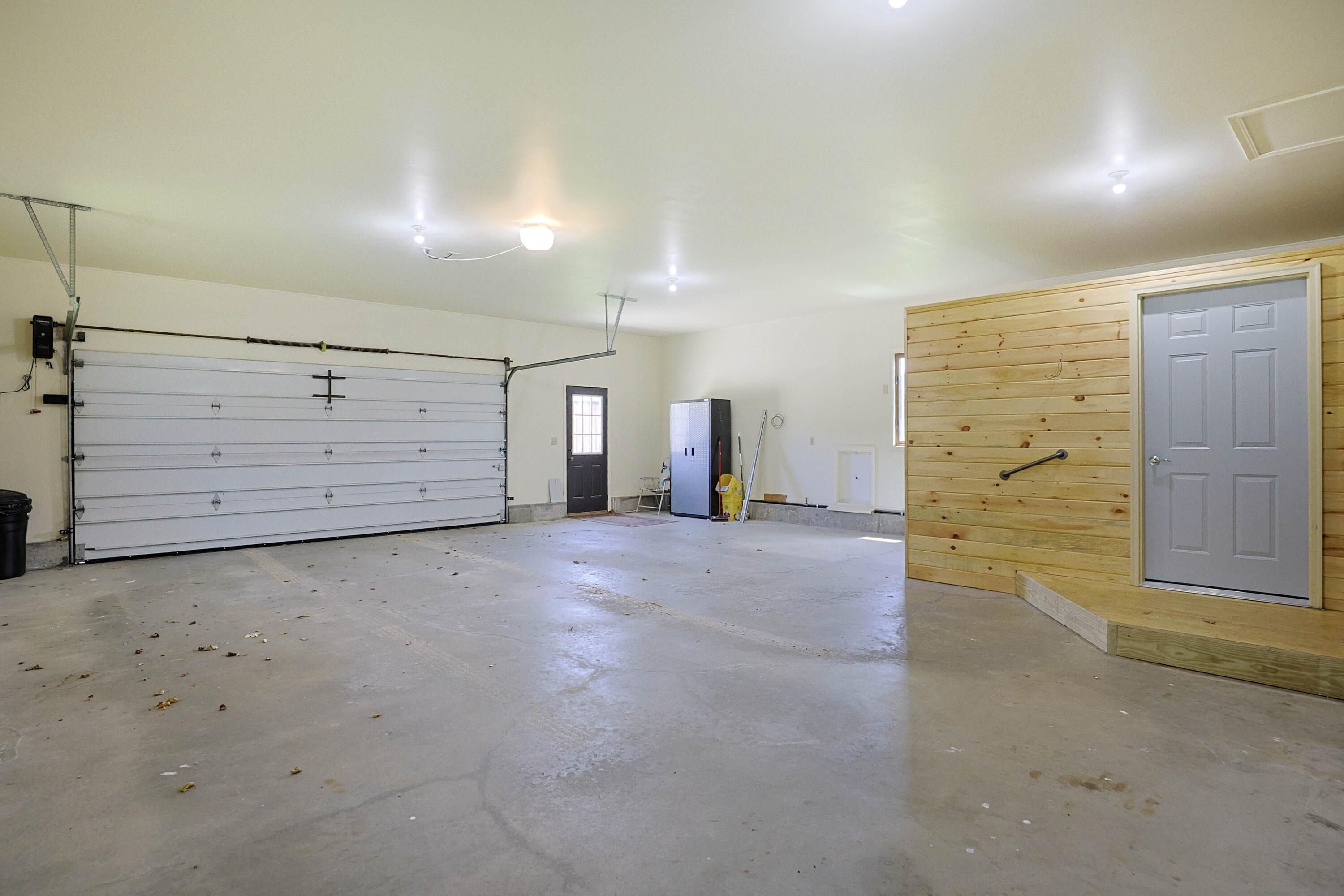7480 E 5 Mile Road Property Photo 37