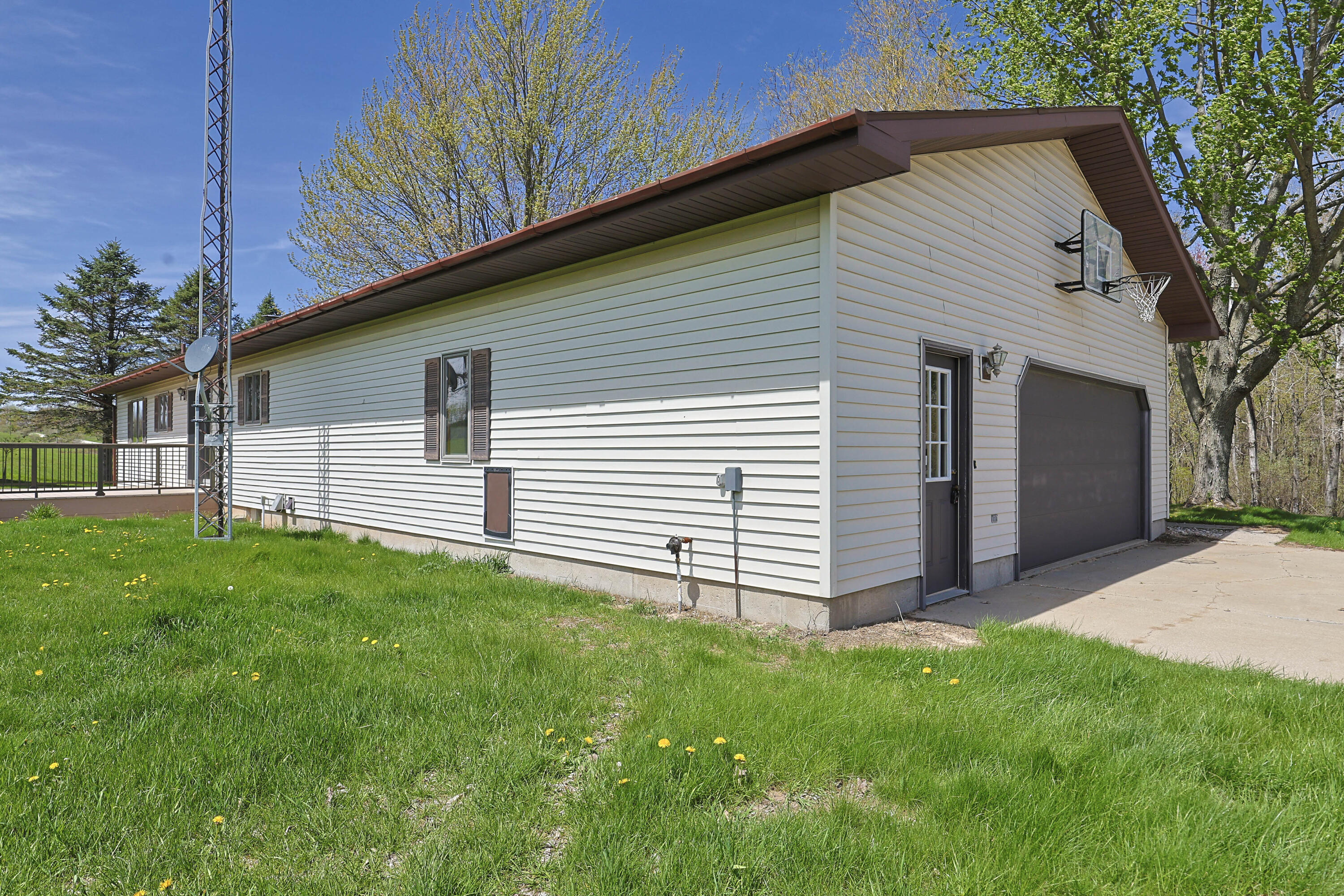 7480 E 5 Mile Road Property Photo 53