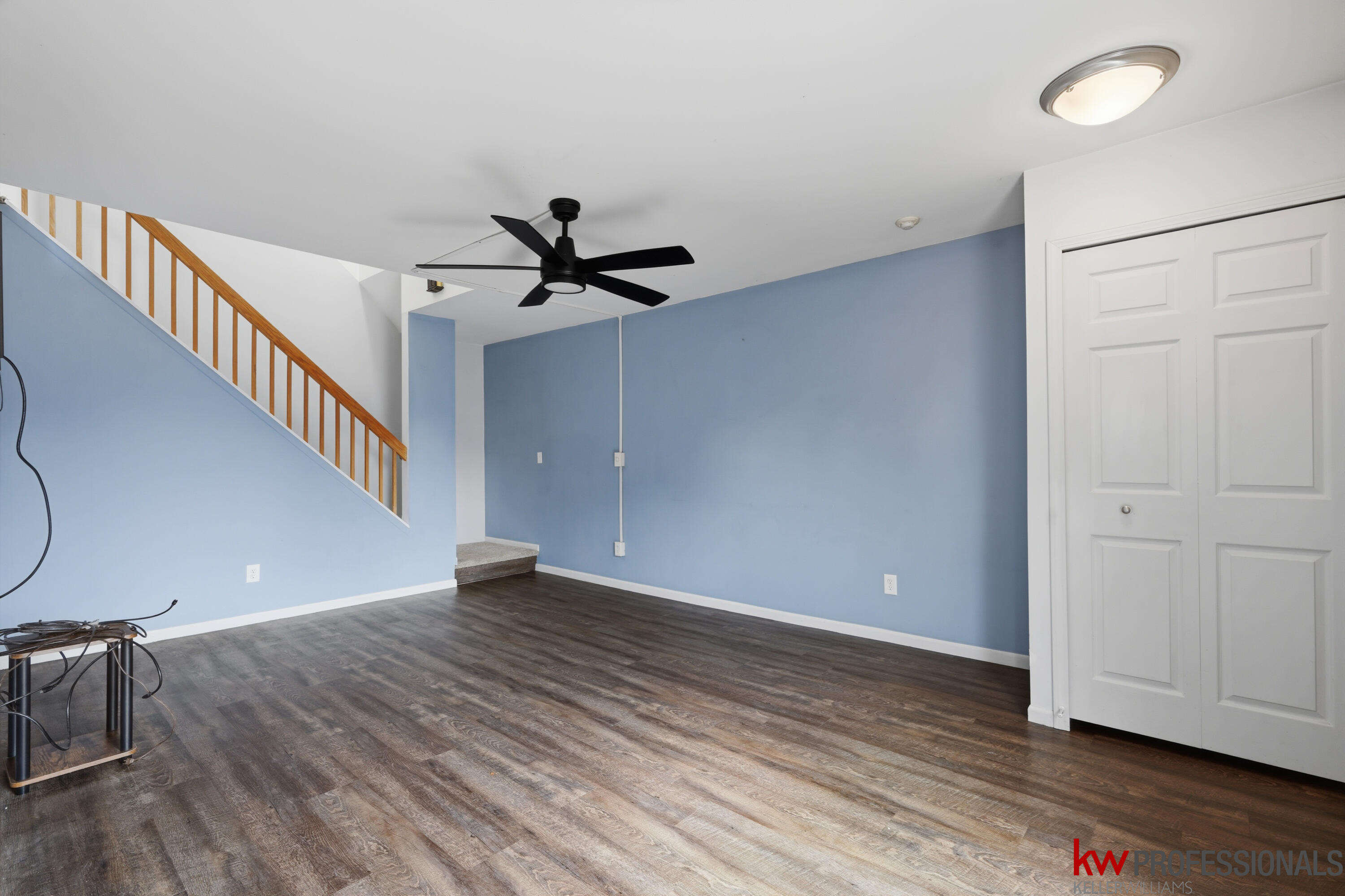 41379 Southwind Drive Property Photo 8