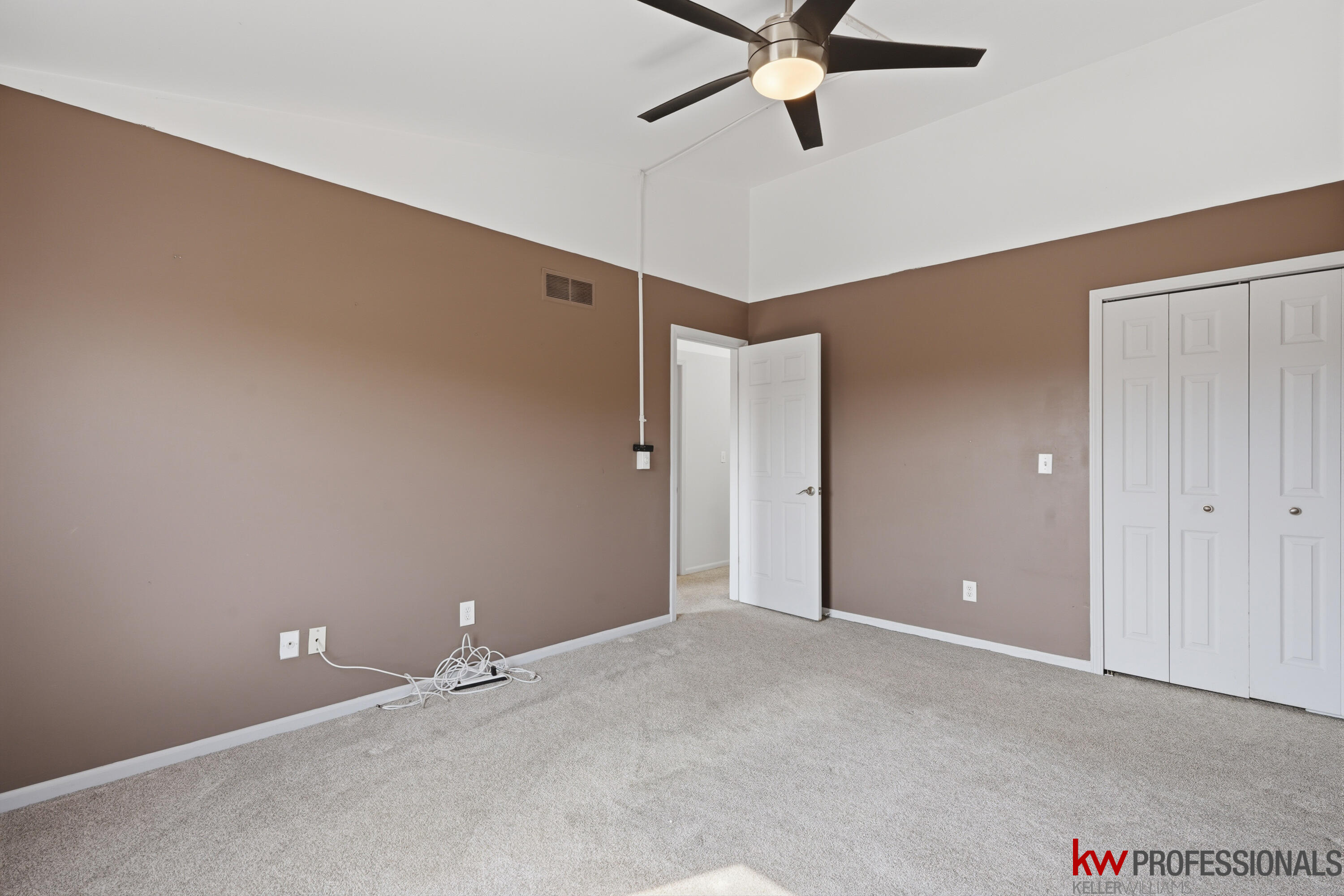 41379 Southwind Drive Property Photo 21