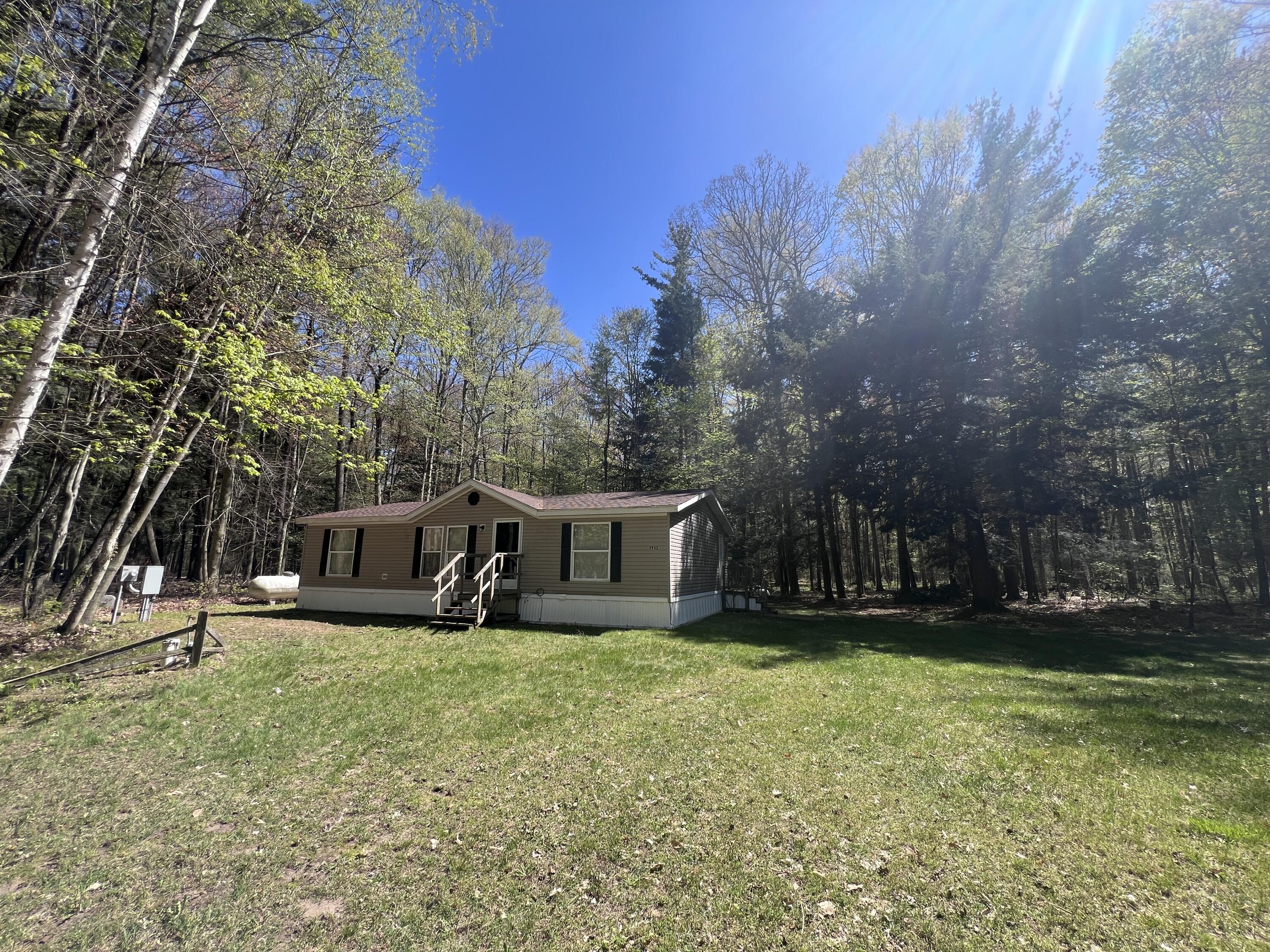 5932 E Partridge Lane Property Photo 1