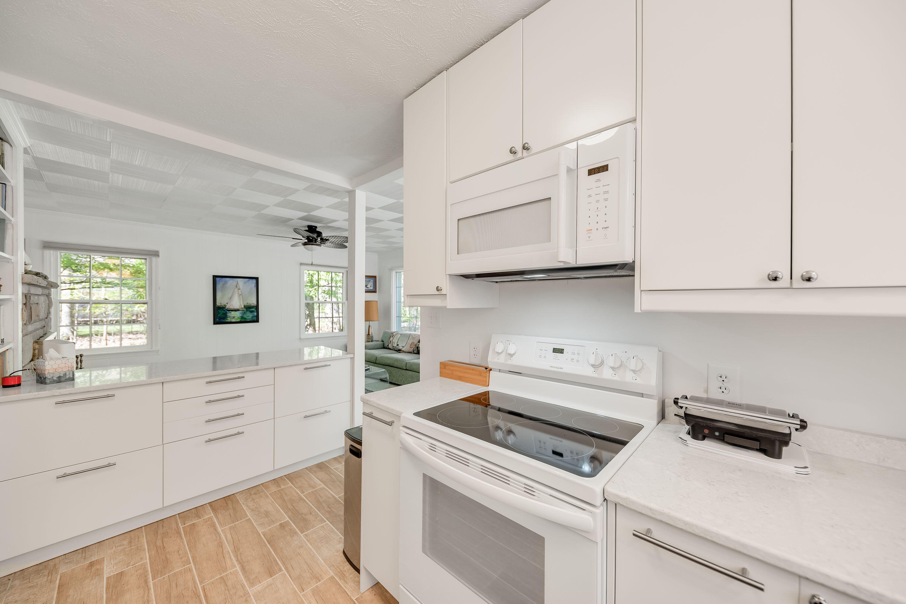 4175 Creek Drive Property Photo 10