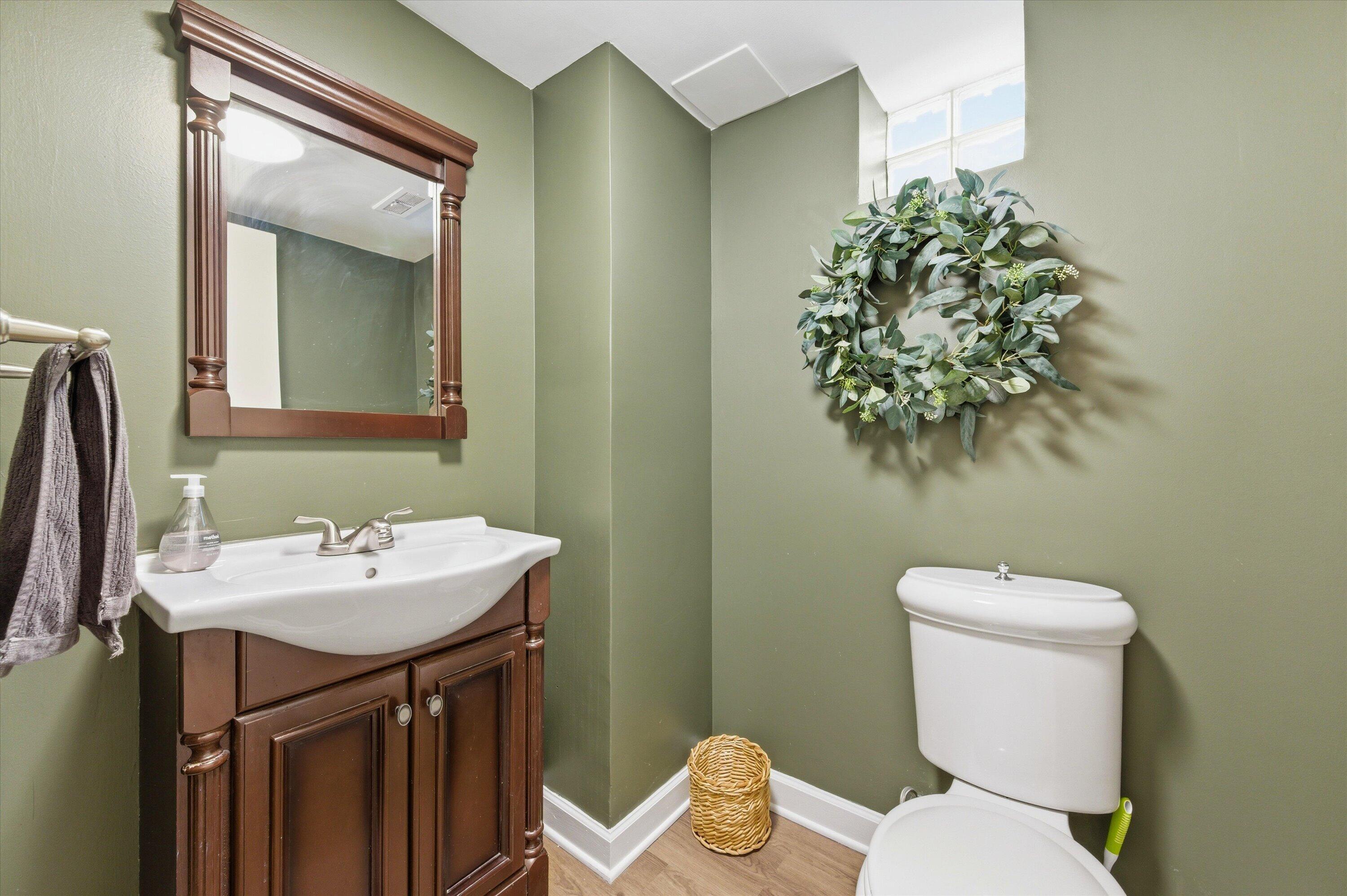 1041 Heather Way Property Photo 8