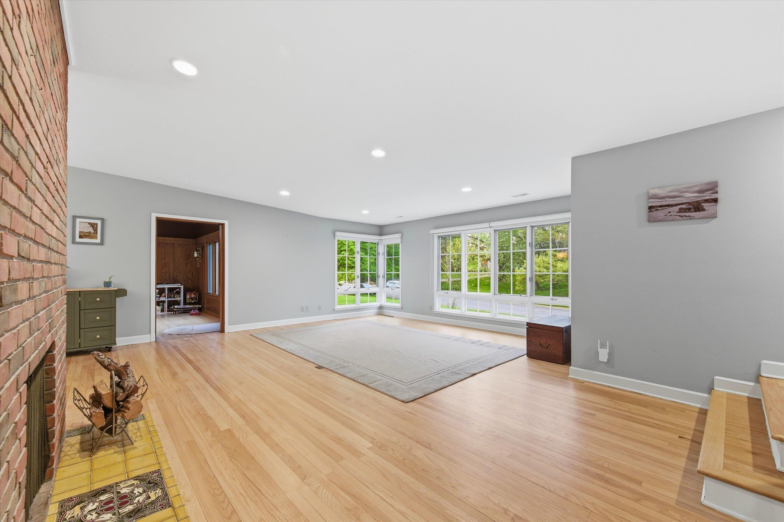 1041 Heather Way Property Photo 23