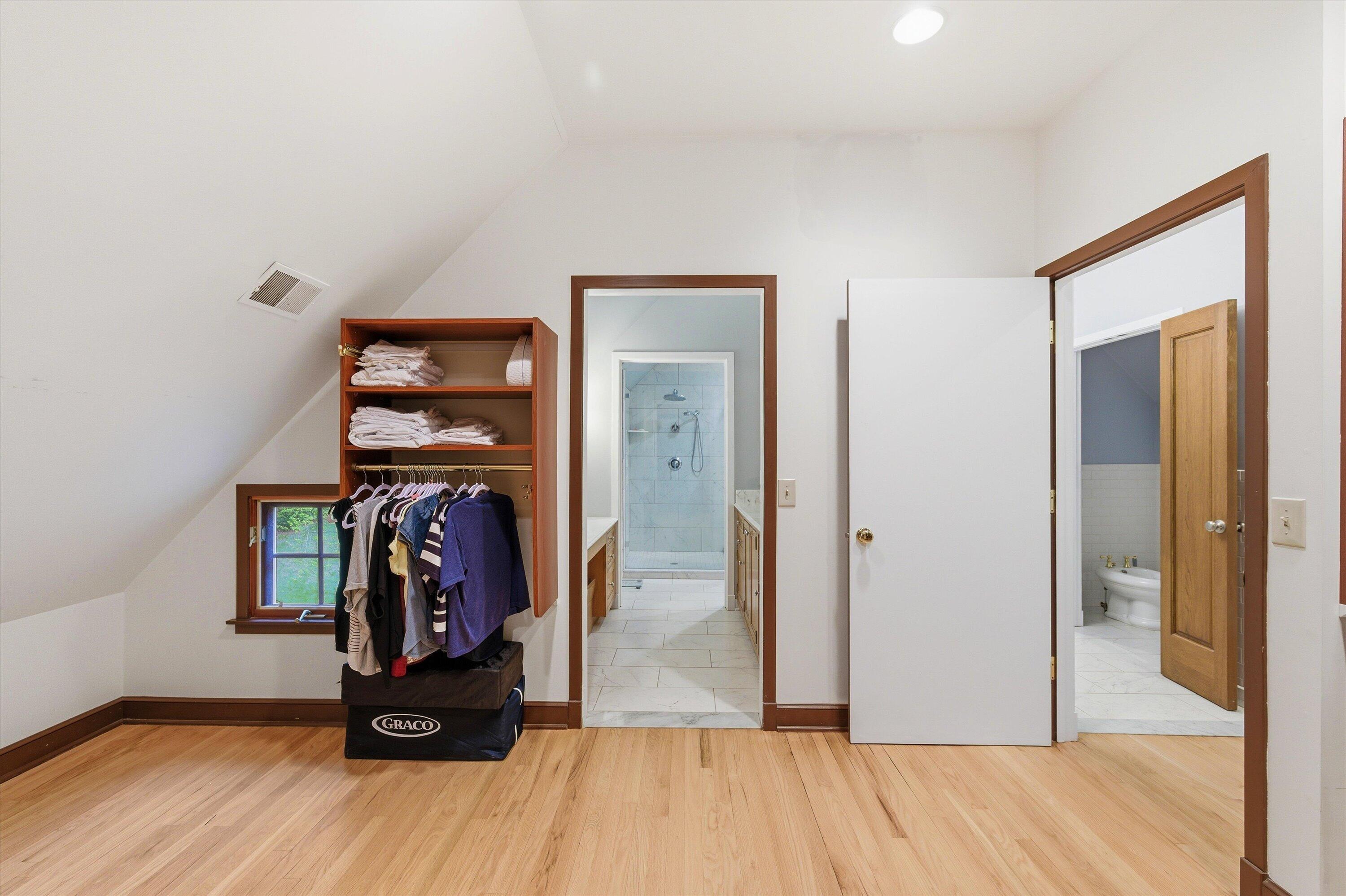 1041 Heather Way Property Photo 31