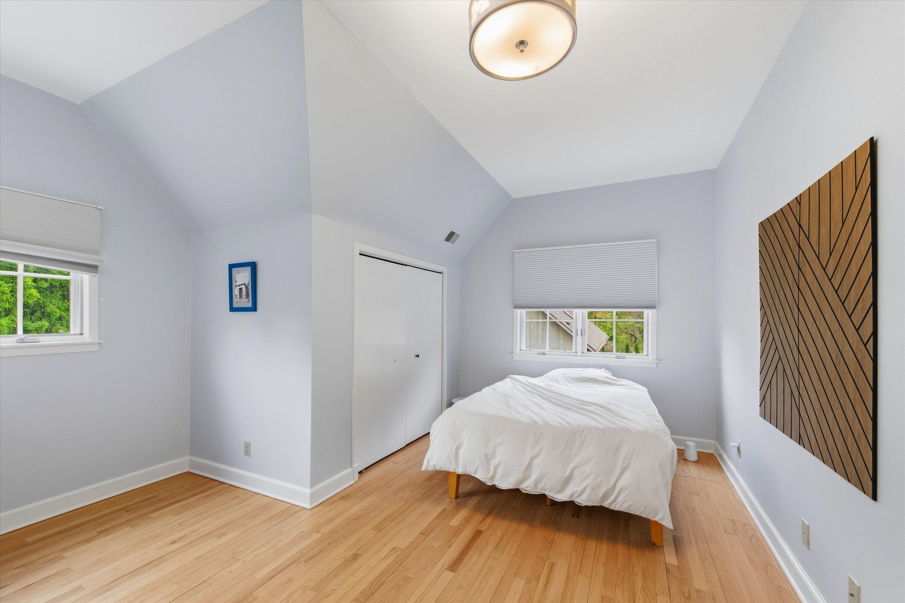 1041 Heather Way Property Photo 42
