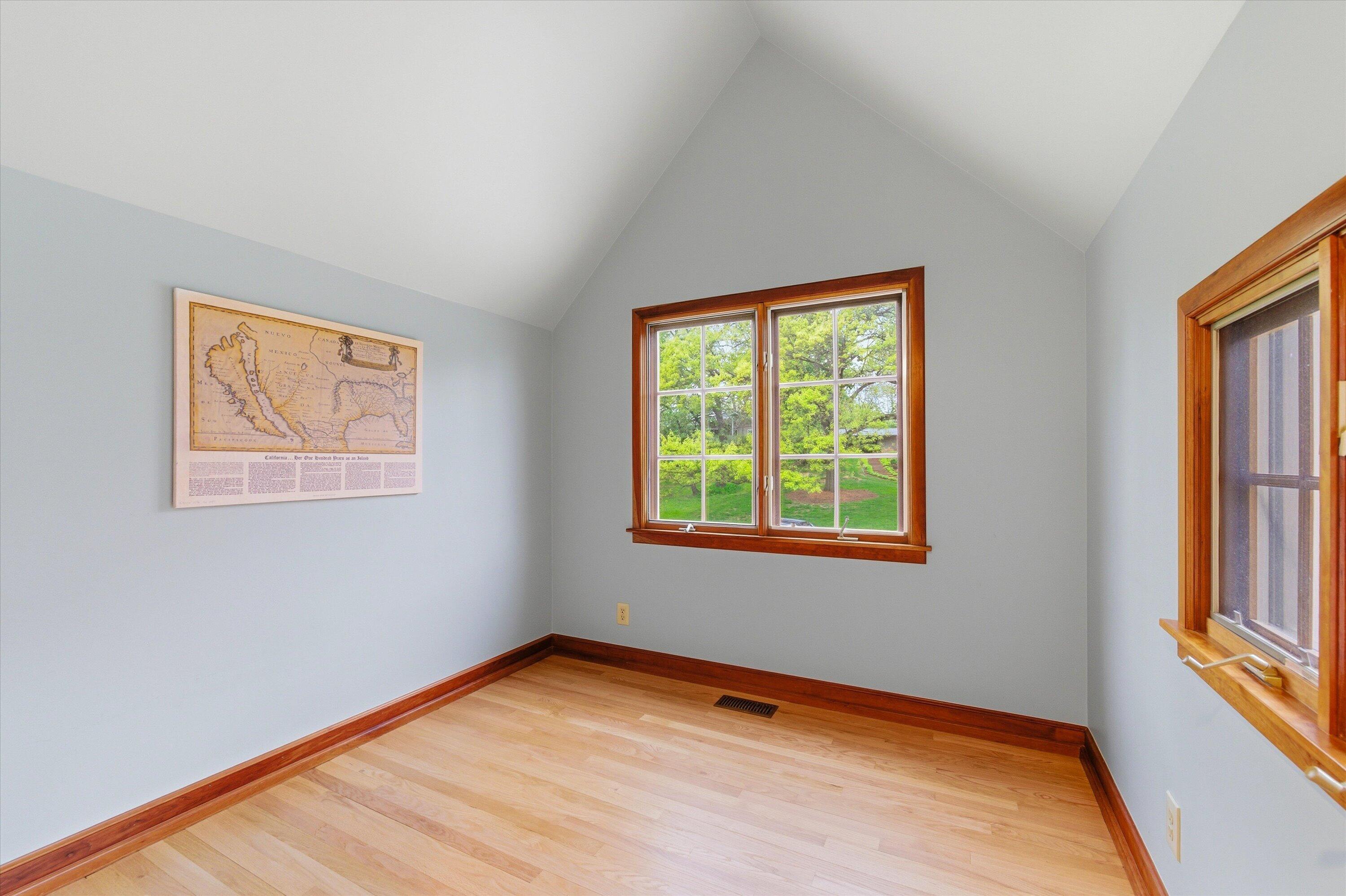 1041 Heather Way Property Photo 47