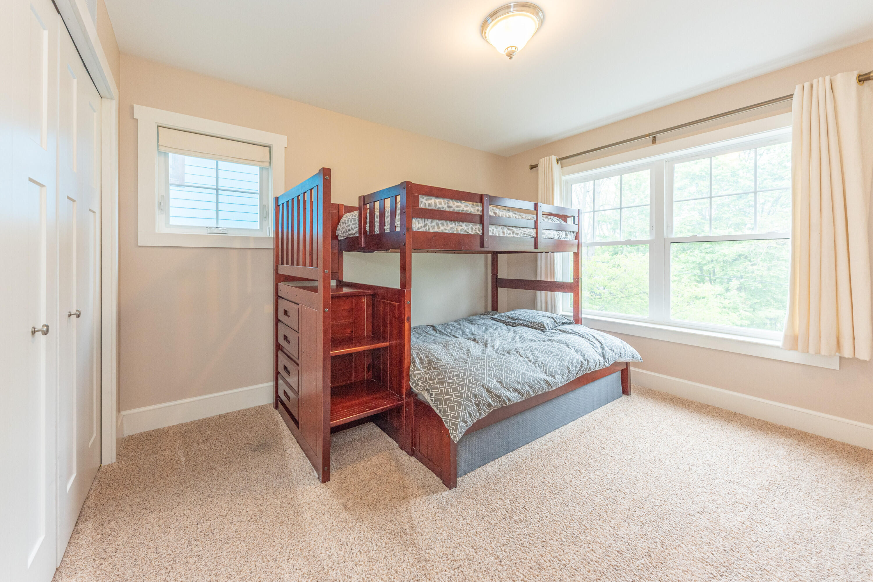 355 Koch Avenue Property Photo 41