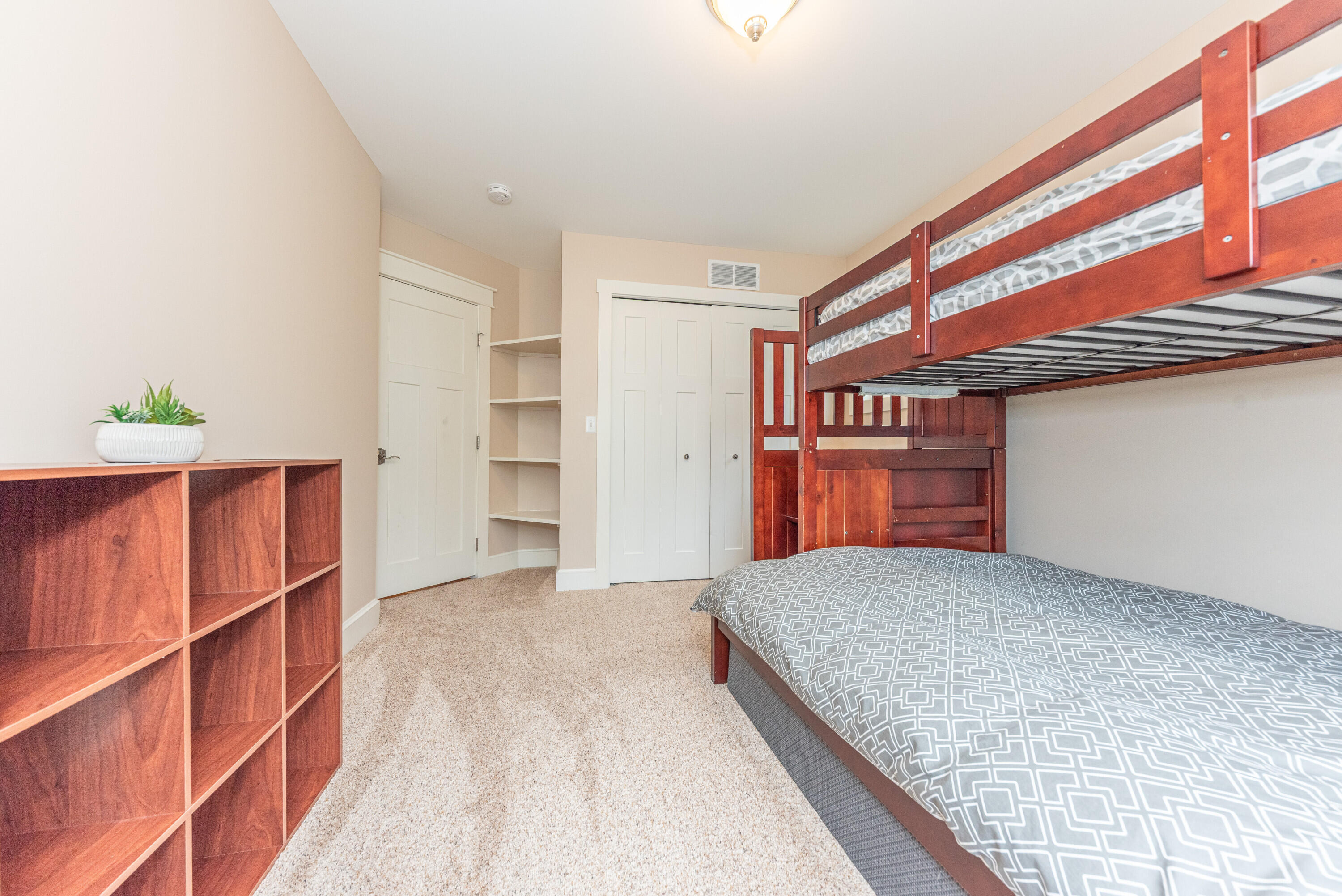 355 Koch Avenue Property Photo 43