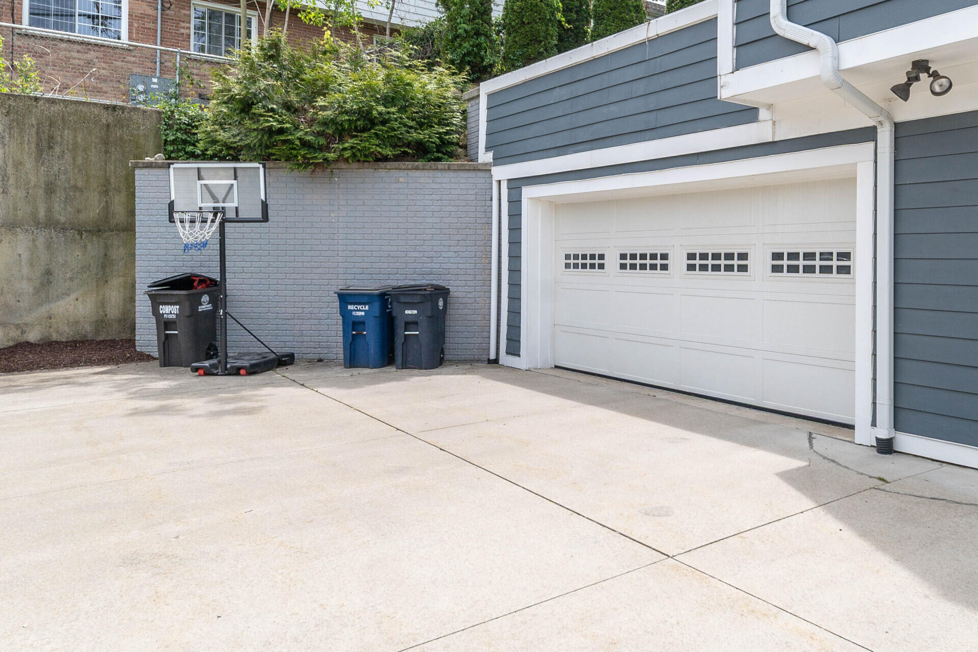 355 Koch Avenue Property Photo 66