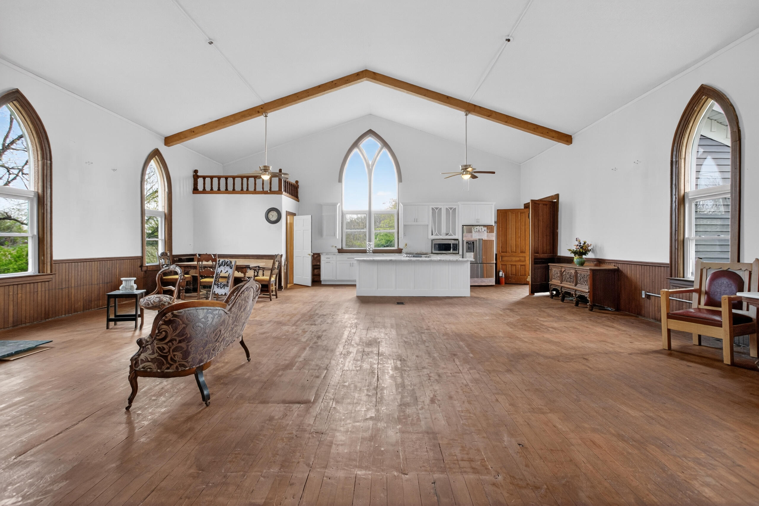 6431 Devils Lake Highway Property Photo 6