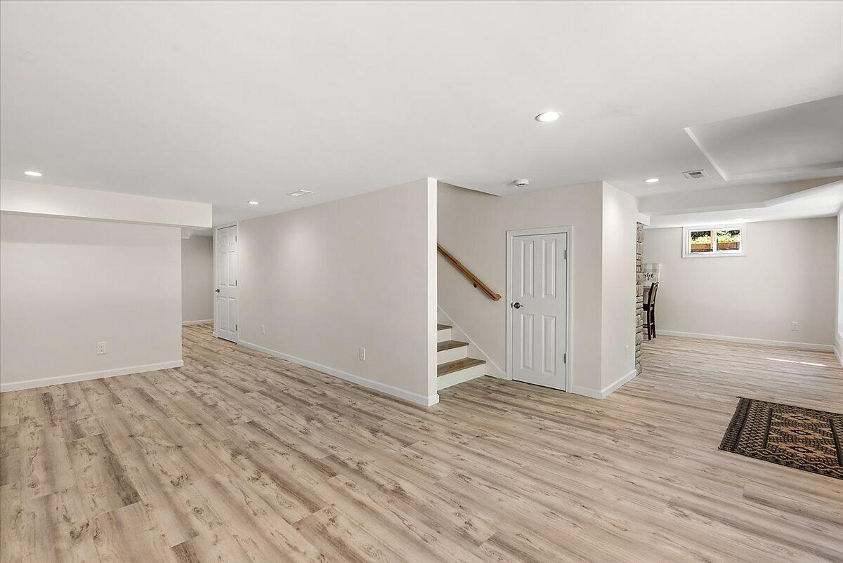 9555 Dunewood Drive Property Photo 28