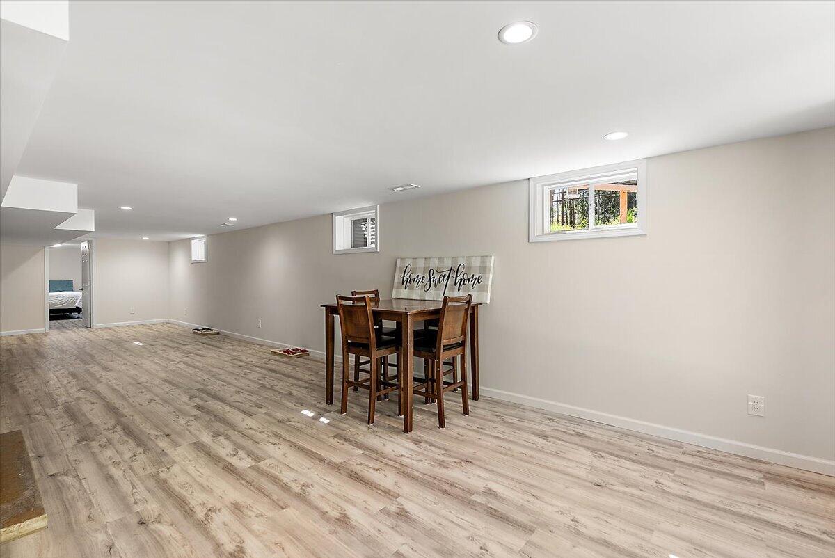 9555 Dunewood Drive Property Photo 30