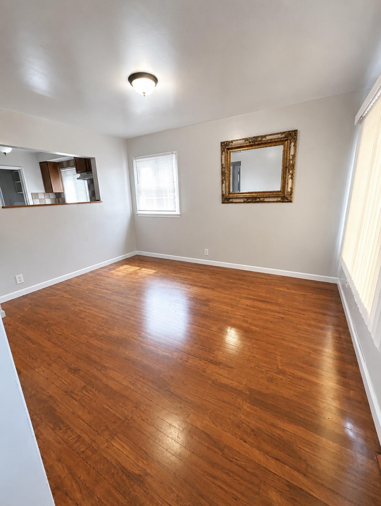 27392 Osmun Street Property Photo 5