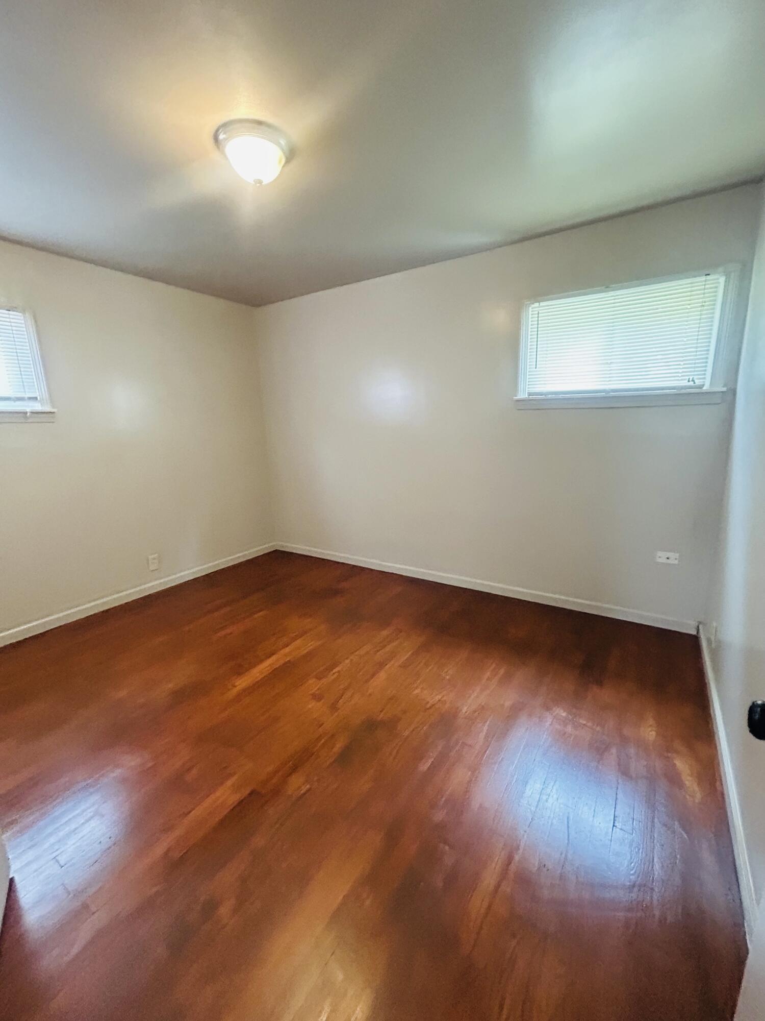 27392 Osmun Street Property Photo 8