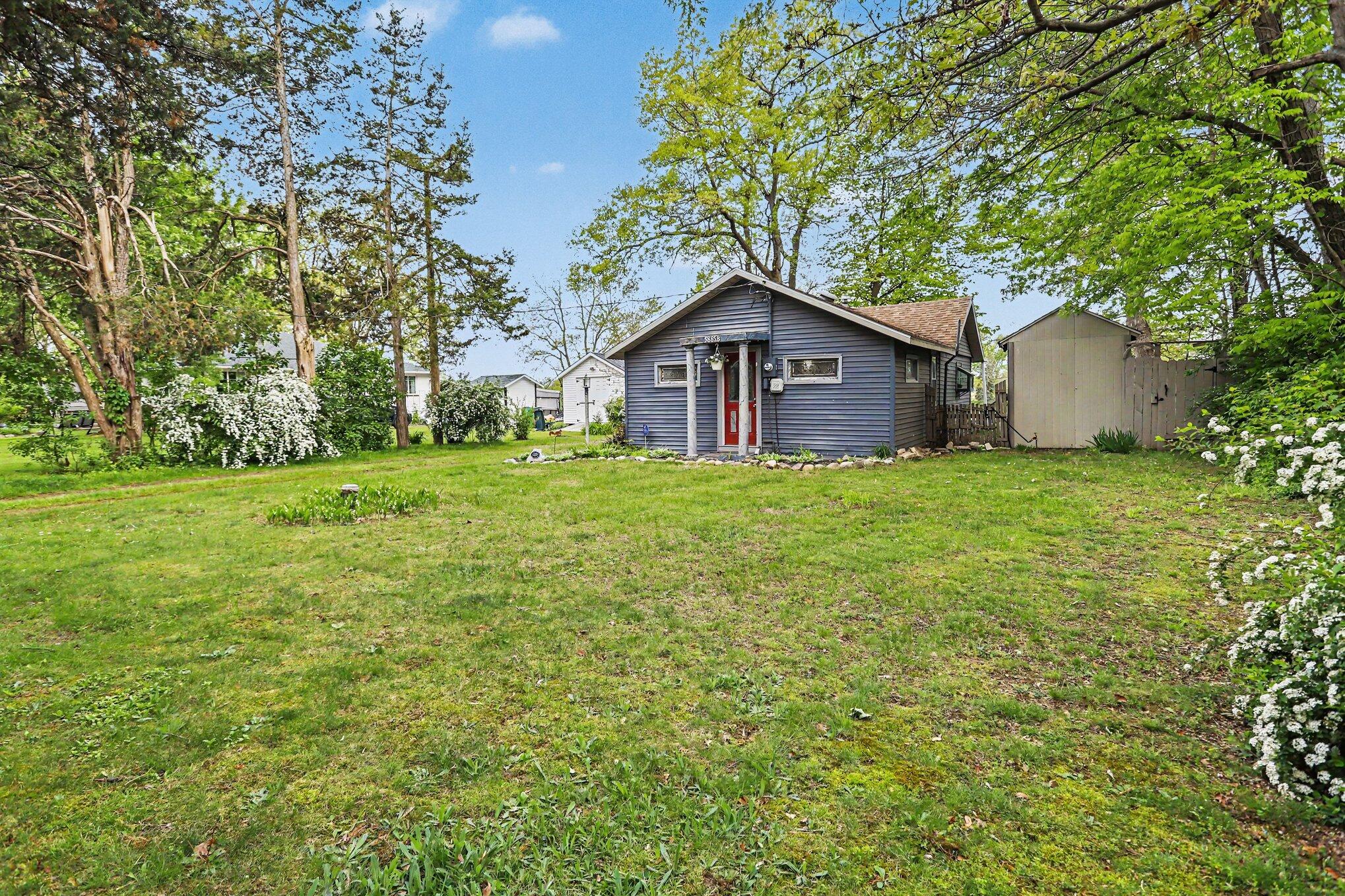 58858 River Heights Drive Property Photo 4