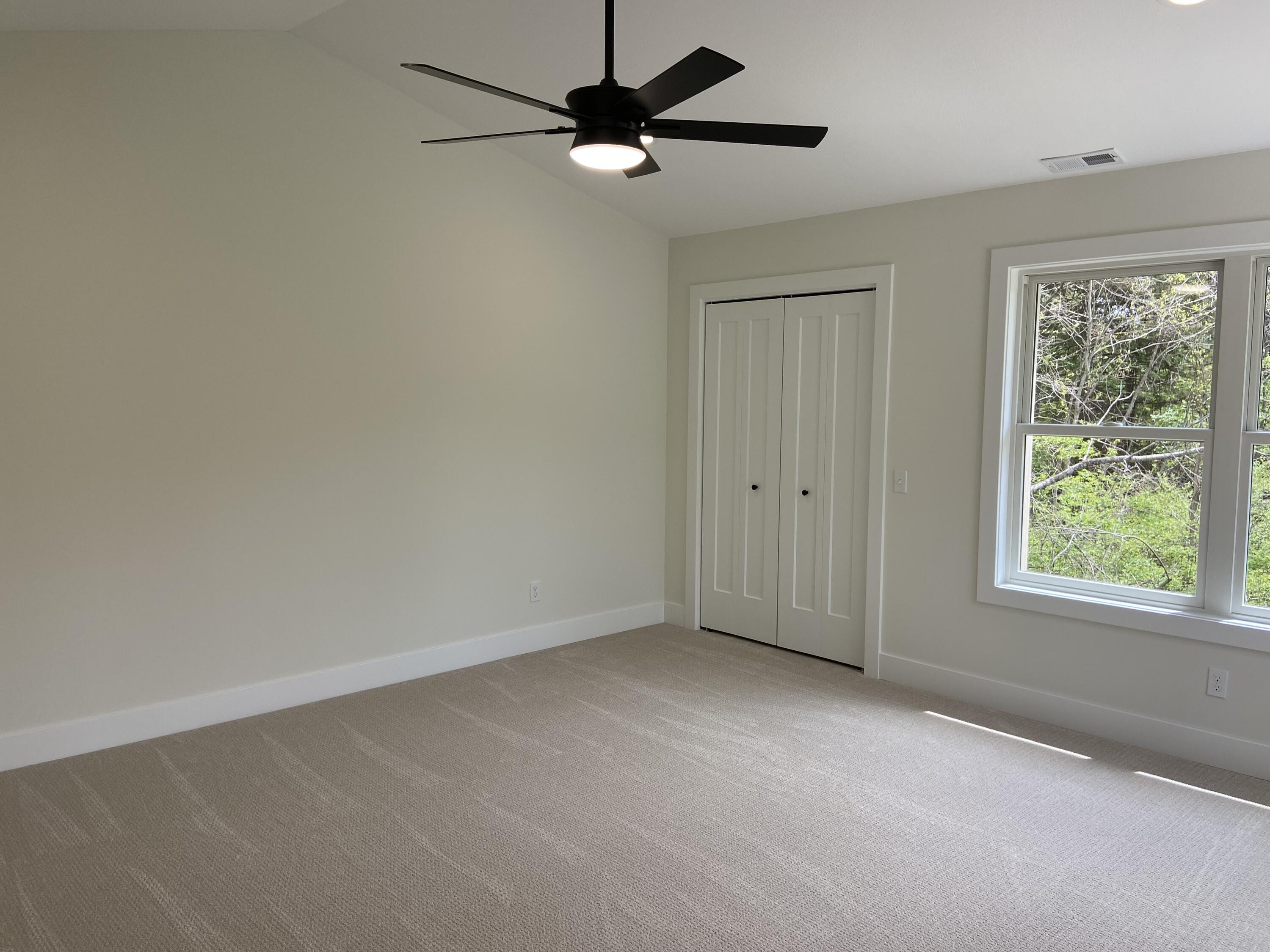 728 Violet Way Property Photo 17