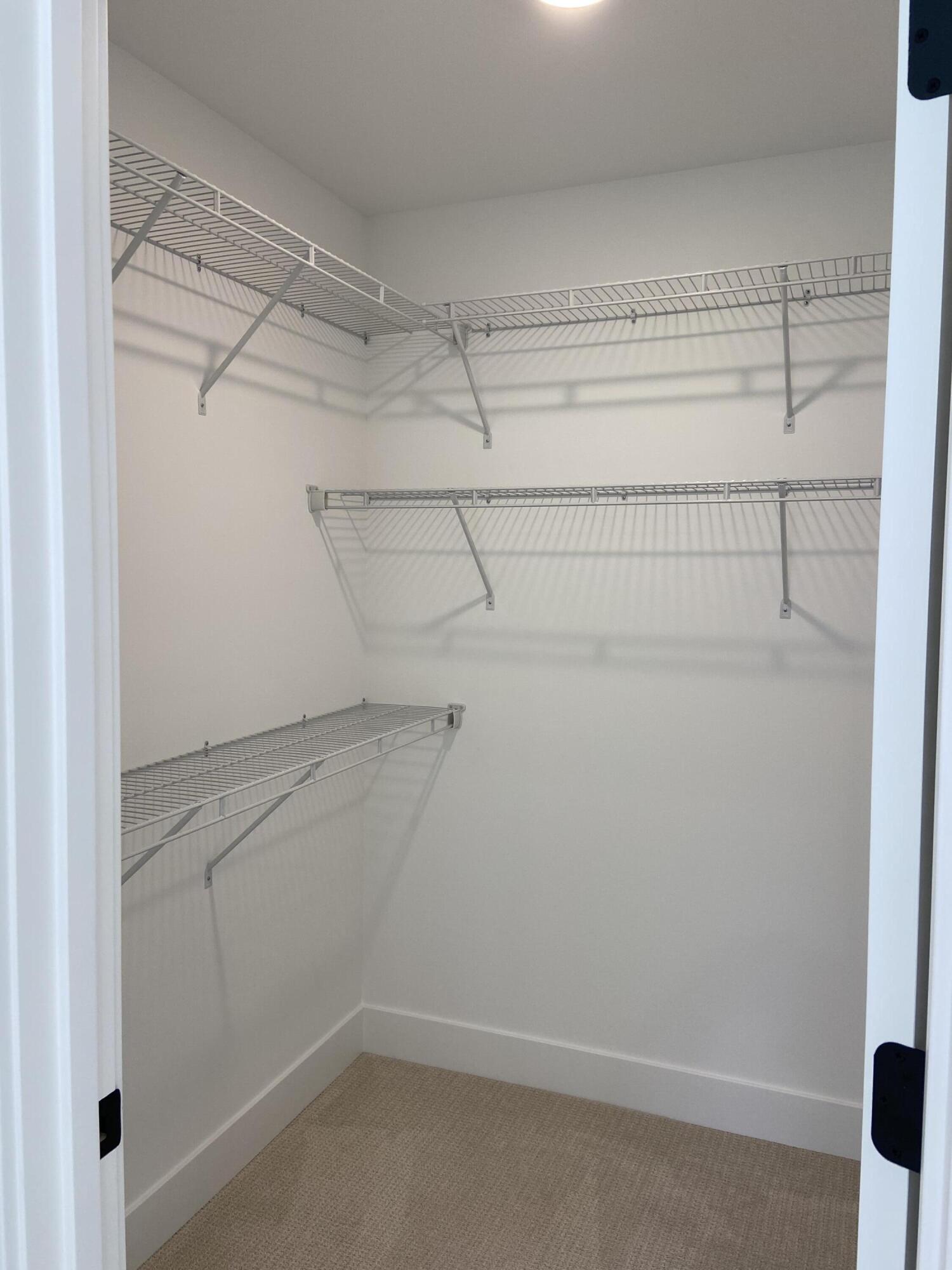 728 Violet Way Property Photo 23