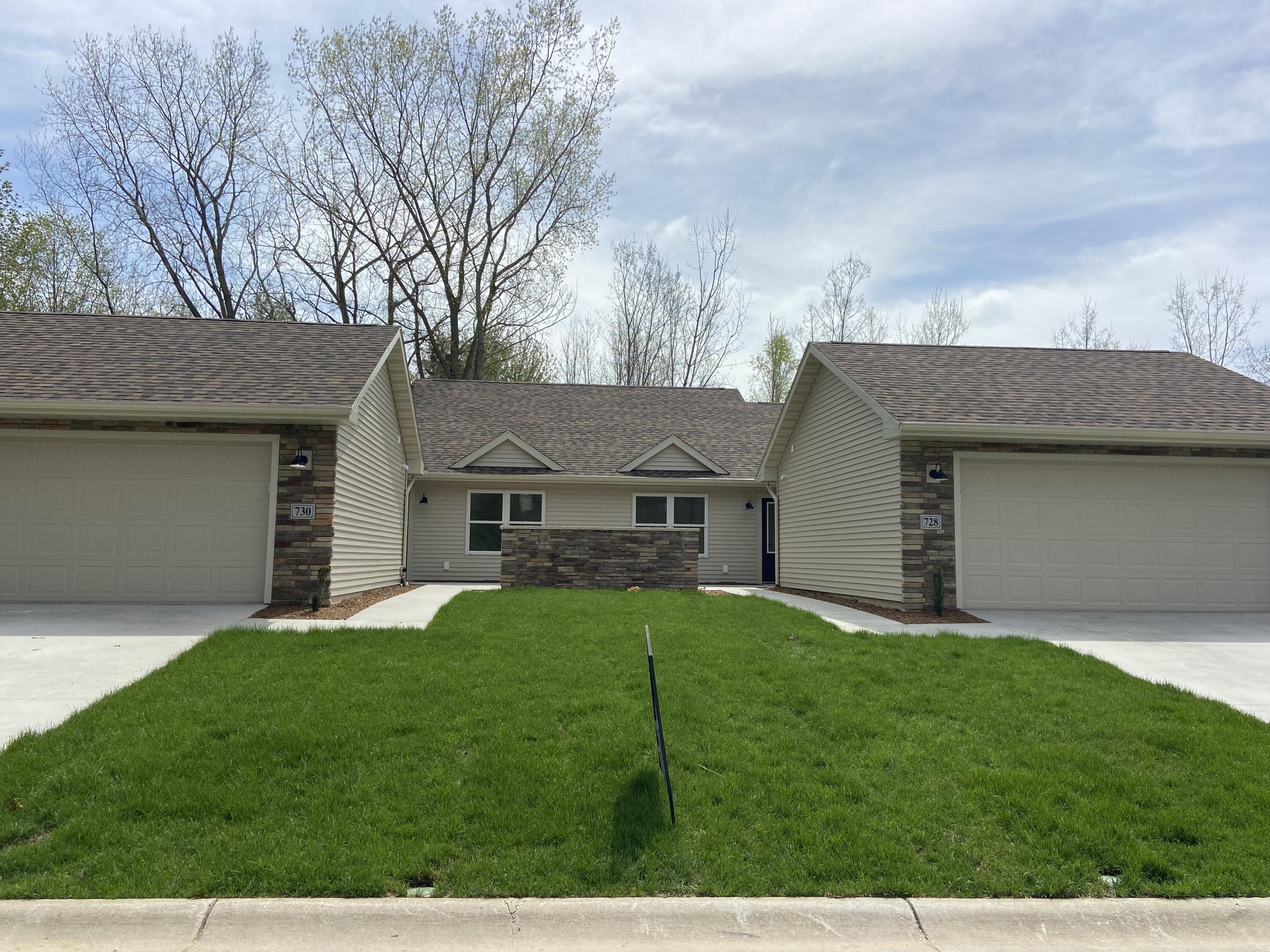 730 Violet Way Property Photo 1