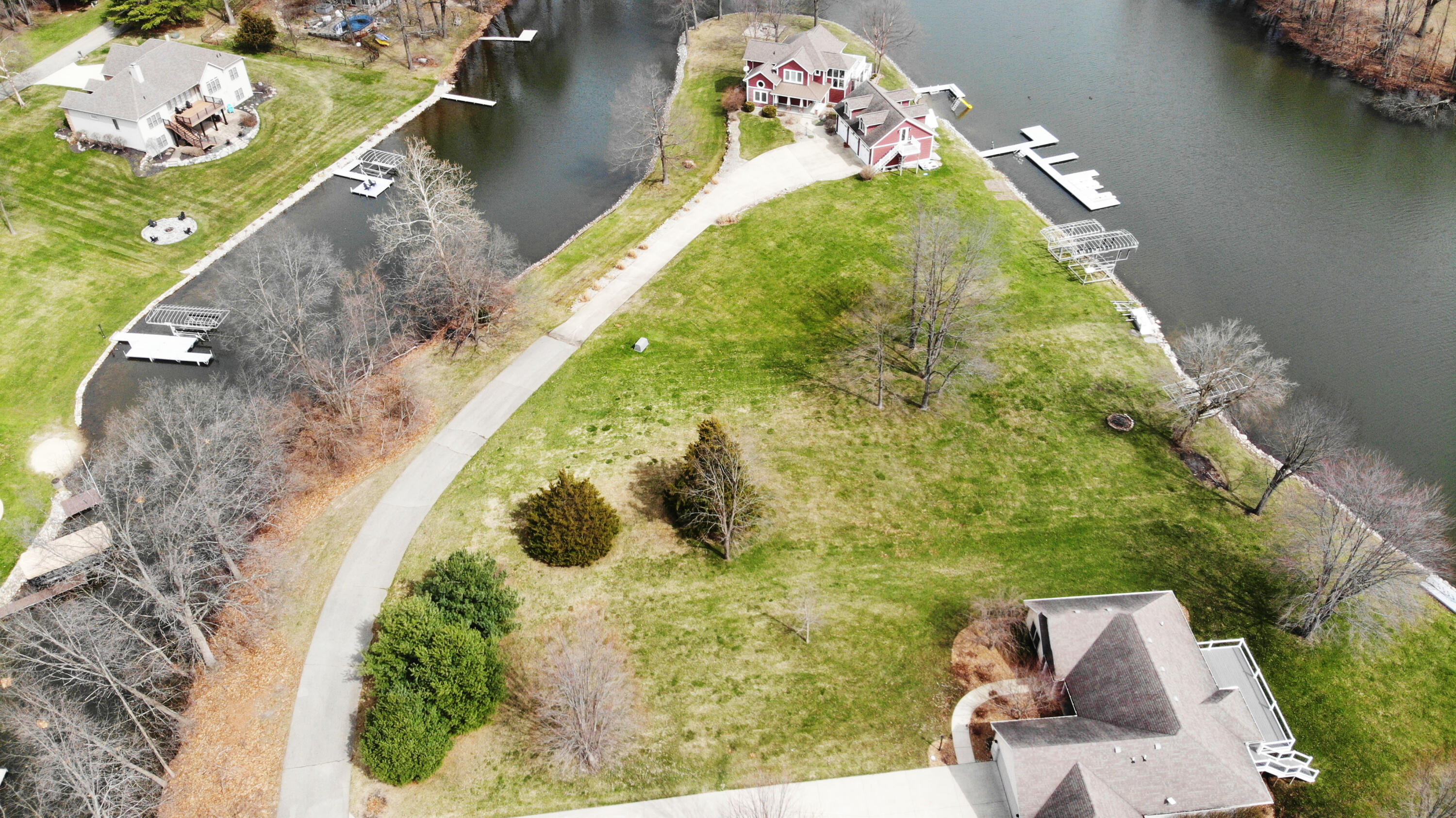 Vl Grandview Court Property Photo 2