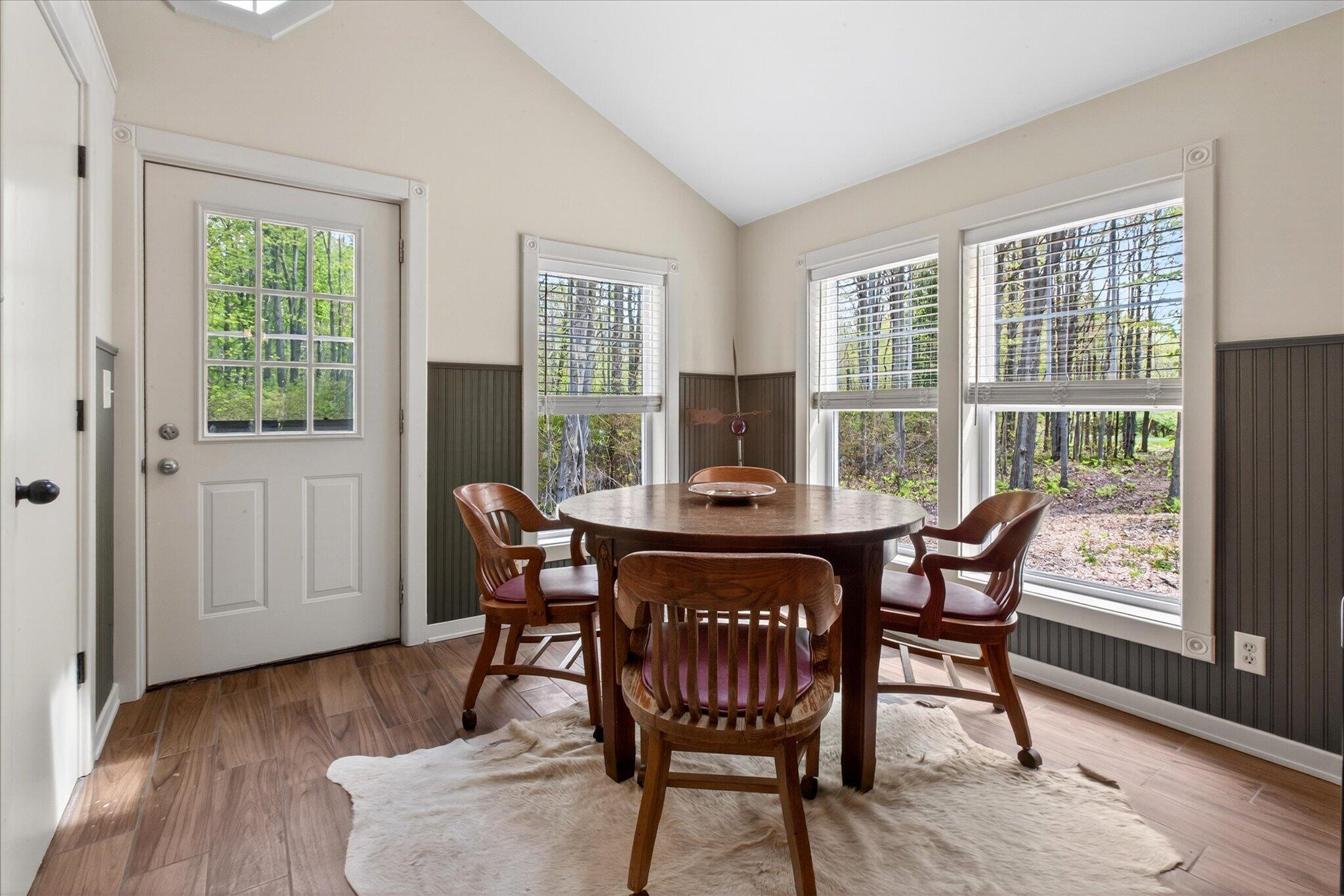 6811 116th Avenue Property Photo 7