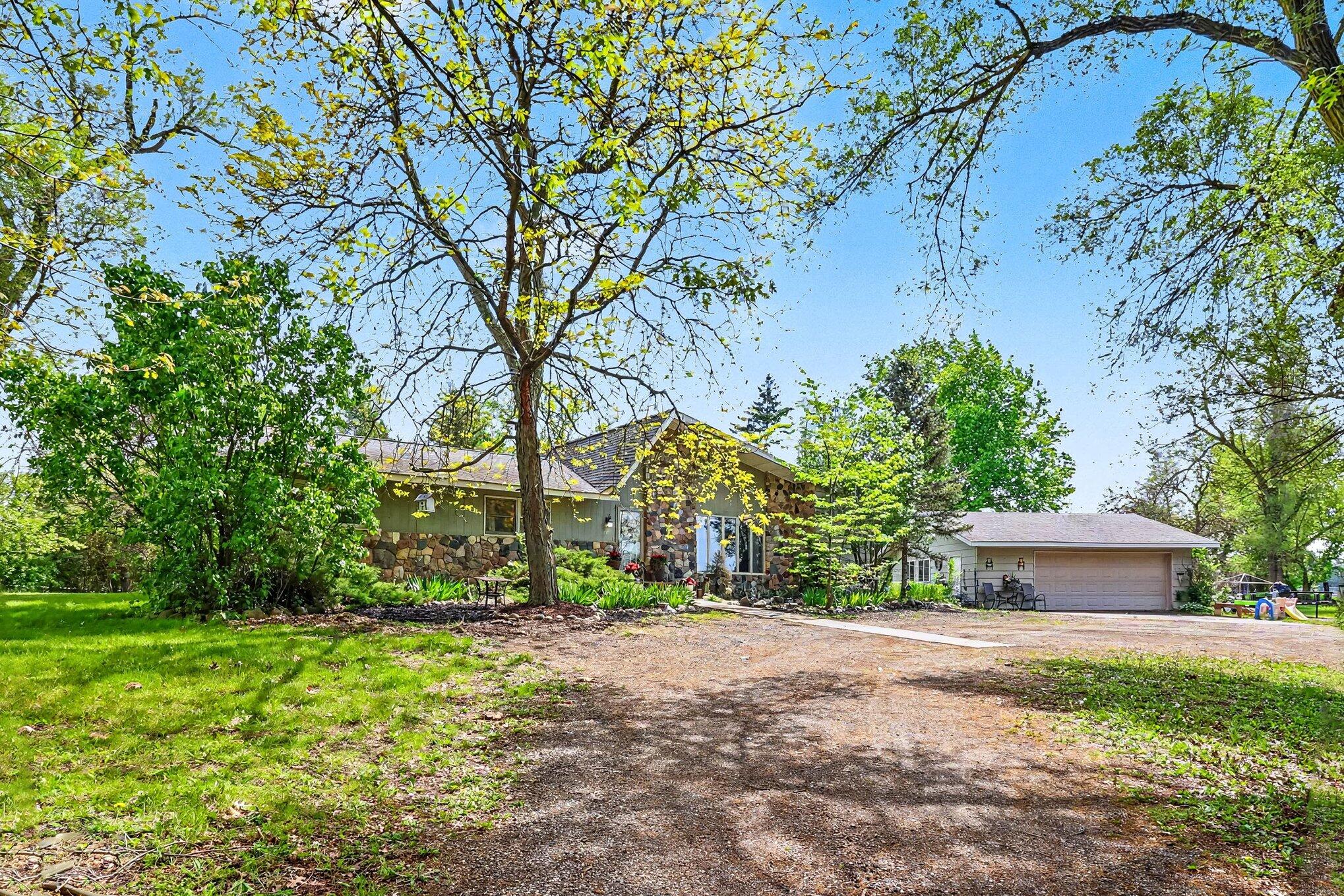 165 East Avenue Property Photo 2