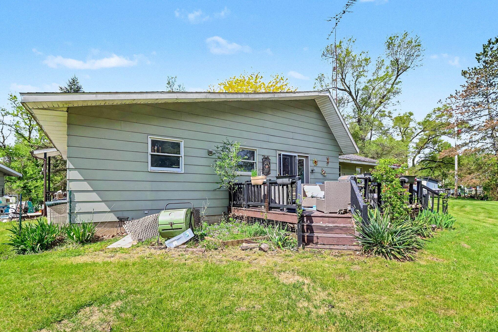 165 East Avenue Property Photo 20